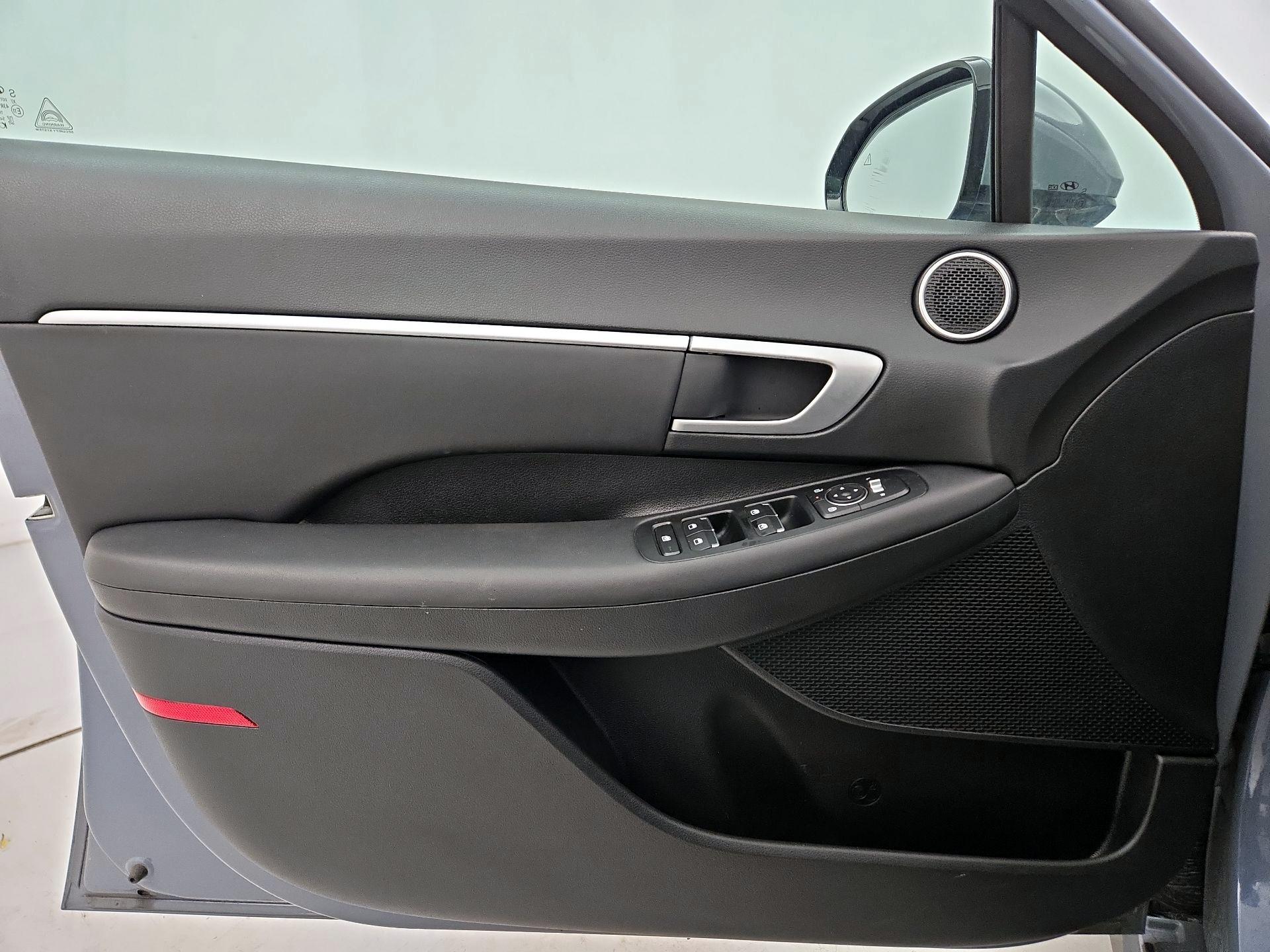 Thumbnail: 2025 Hyundai Sonata - 12