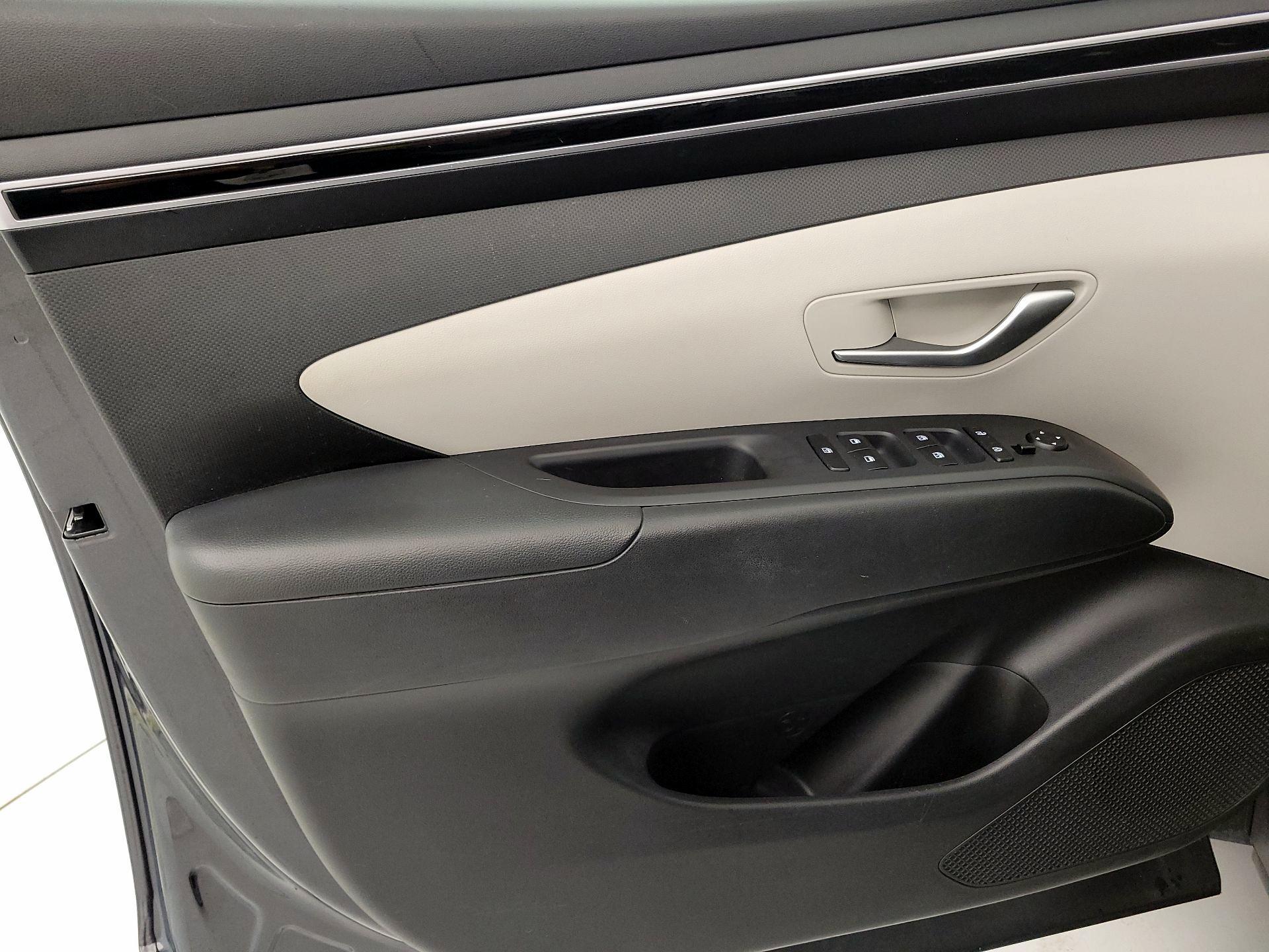 Thumbnail: 2023 Hyundai Tucson - 12