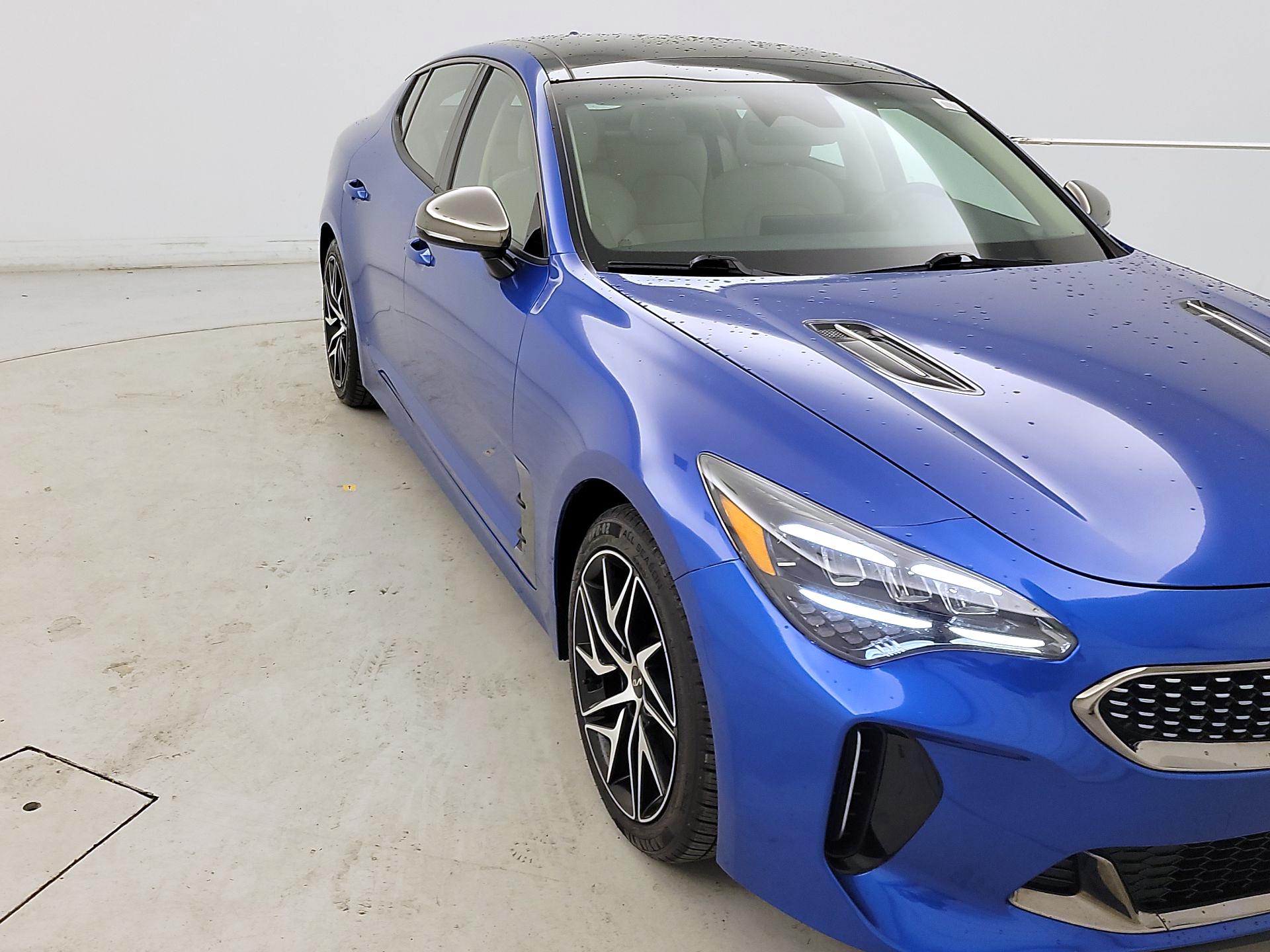Thumbnail: 2022 Kia Stinger - 1