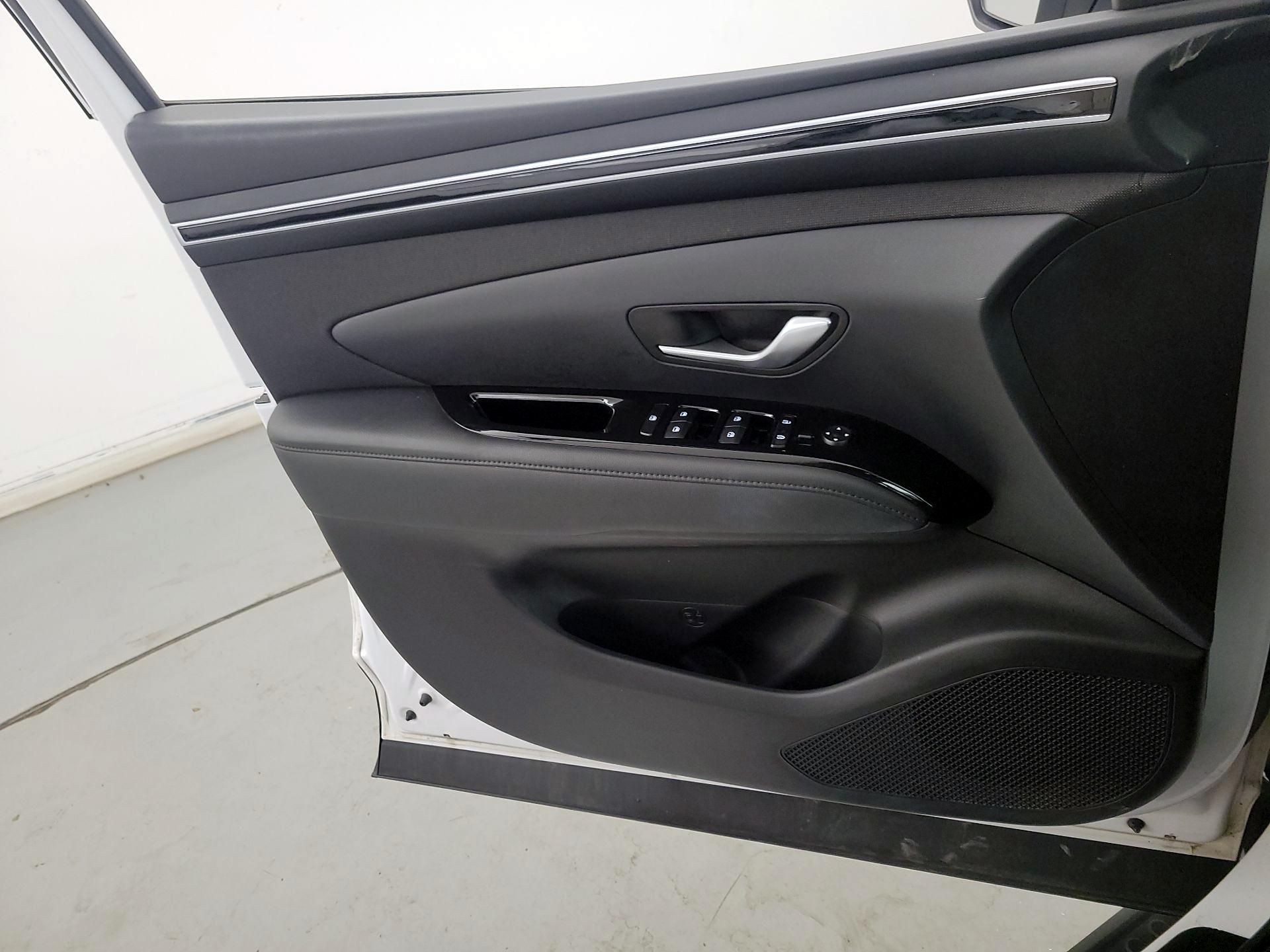 Thumbnail: 2023 Hyundai Tucson - 12