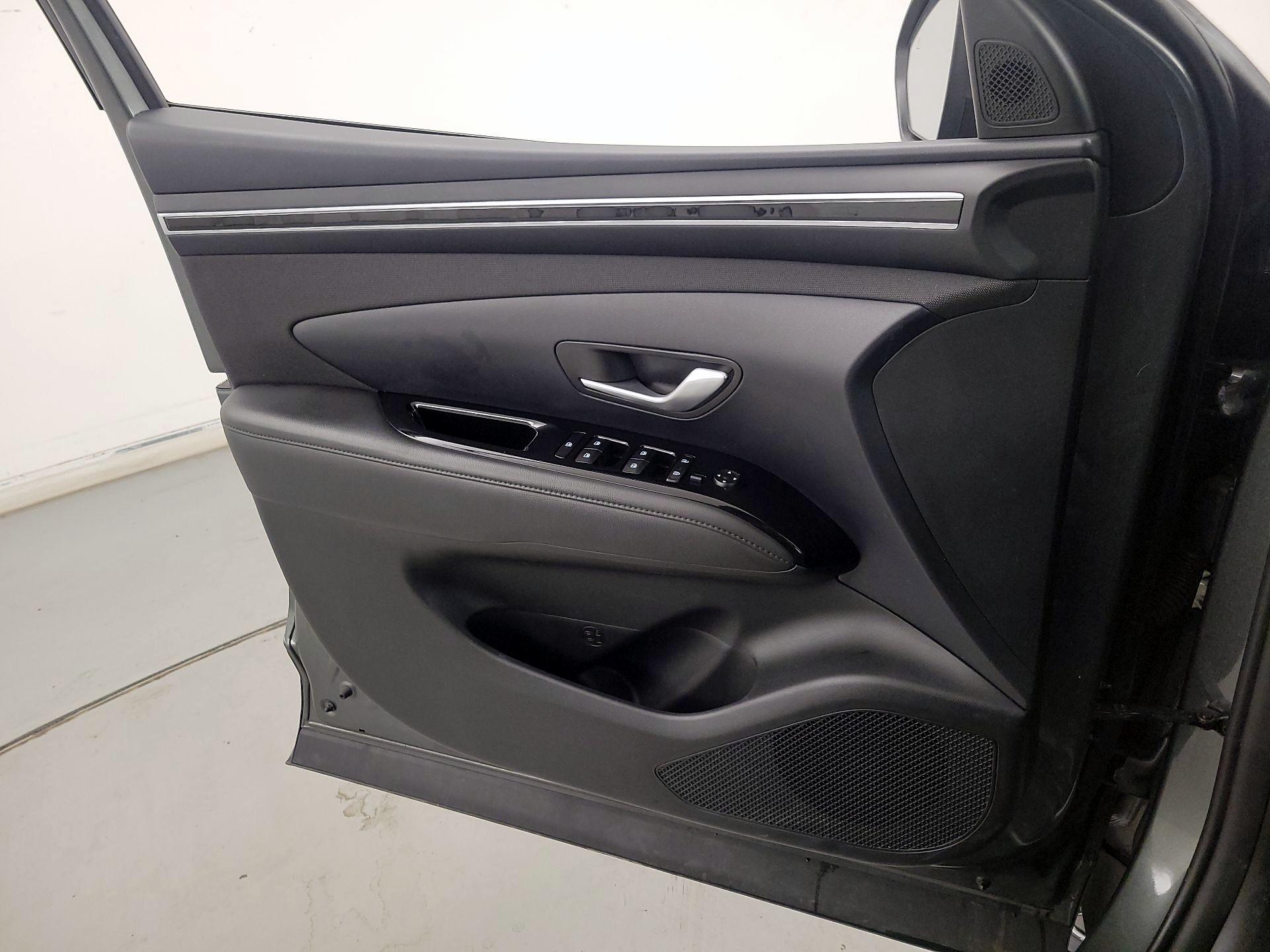 Thumbnail: 2023 Hyundai Tucson - 12