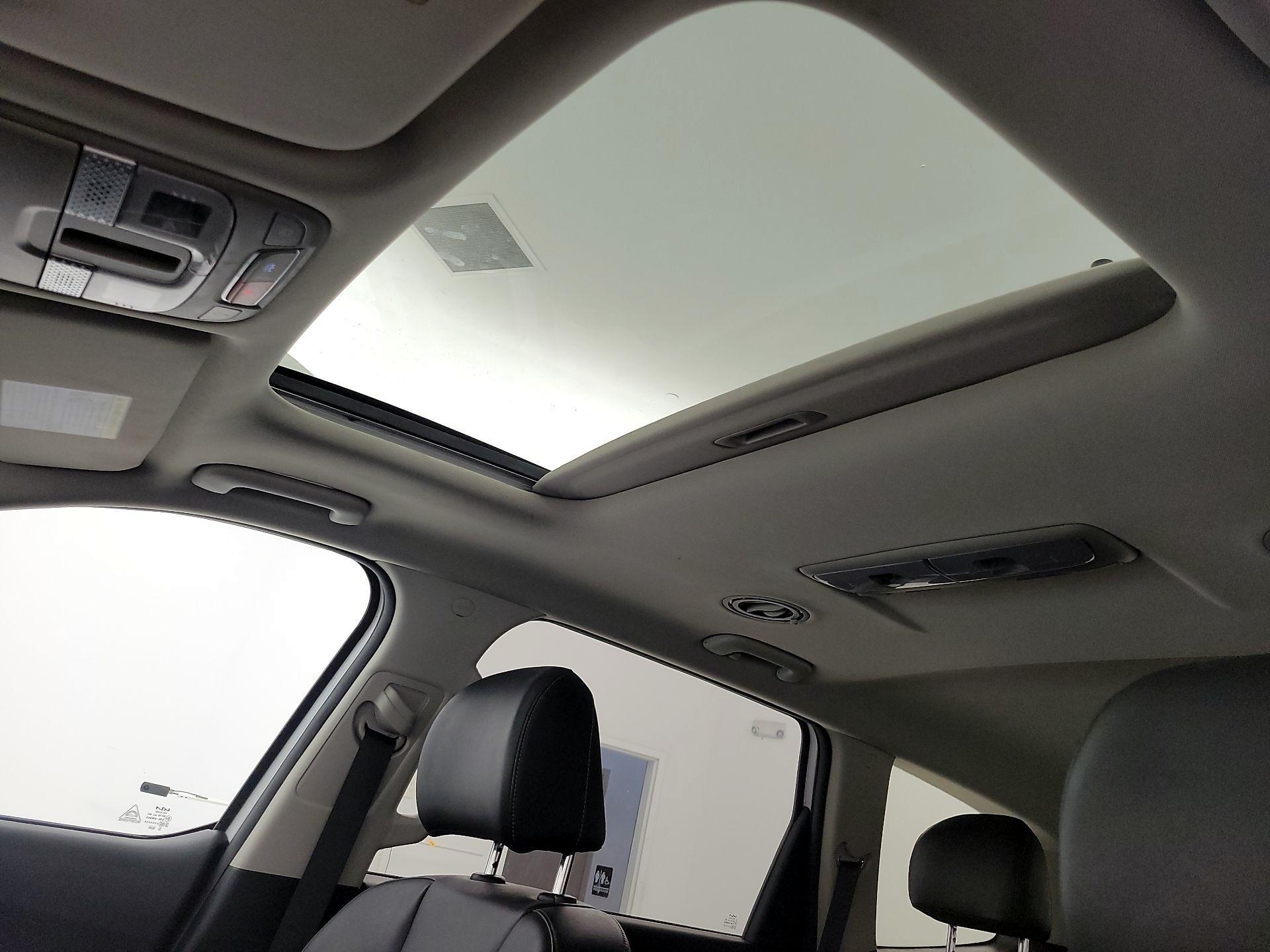 Thumbnail: 2023 Kia Telluride - 20