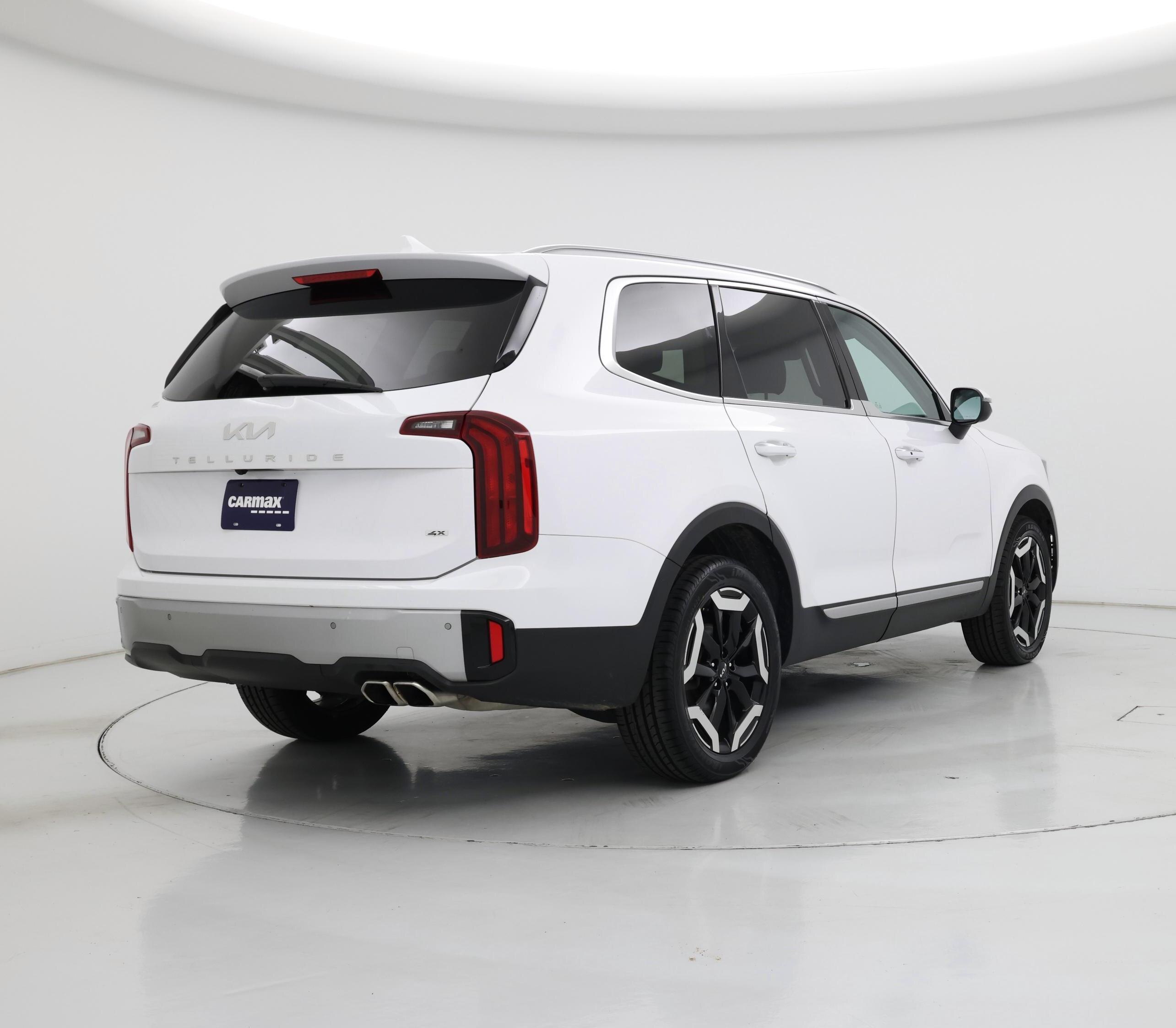 Thumbnail: 2023 Kia Telluride - 8
