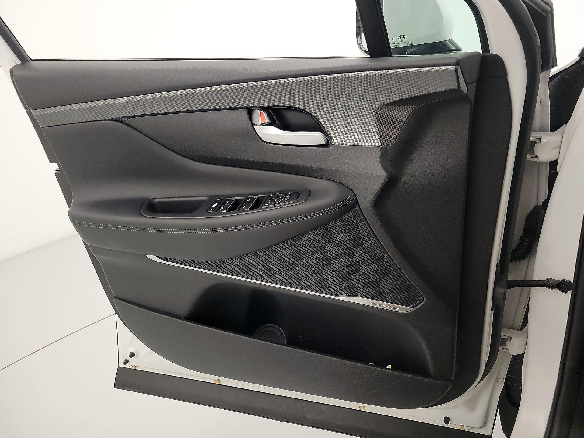 Thumbnail: 2023 Hyundai Santa Fe - 12