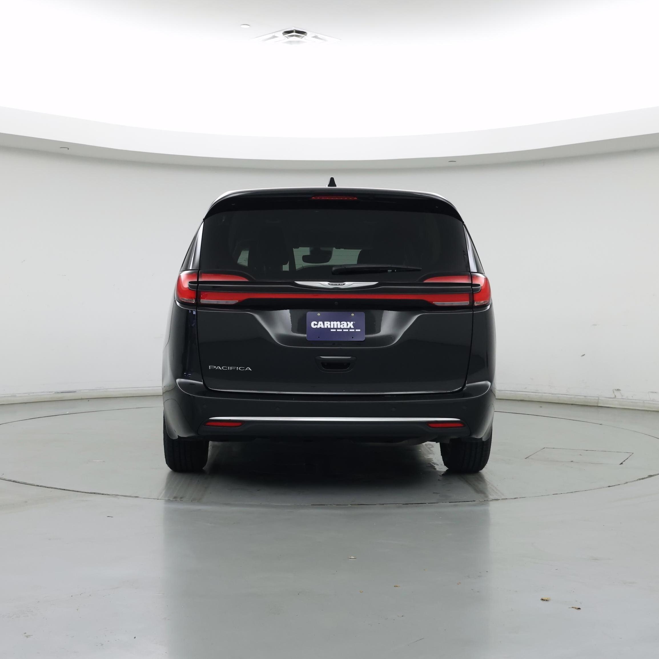 Thumbnail: 2023 Chrysler Pacifica - 6