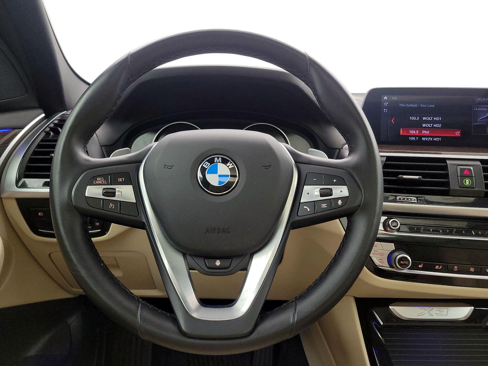 Thumbnail: 2021 BMW X3 - 10