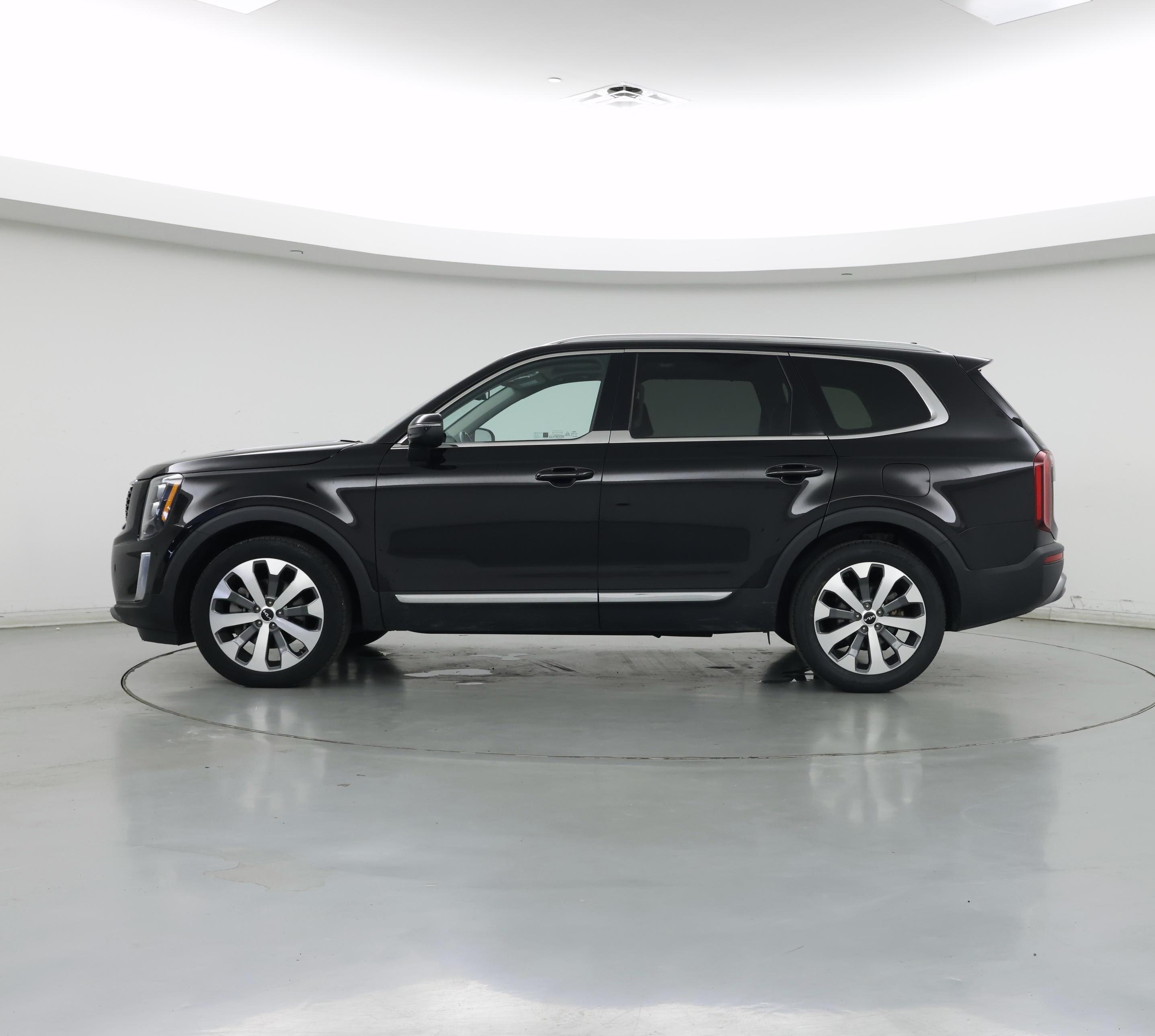 Thumbnail: 2022 Kia Telluride - 3