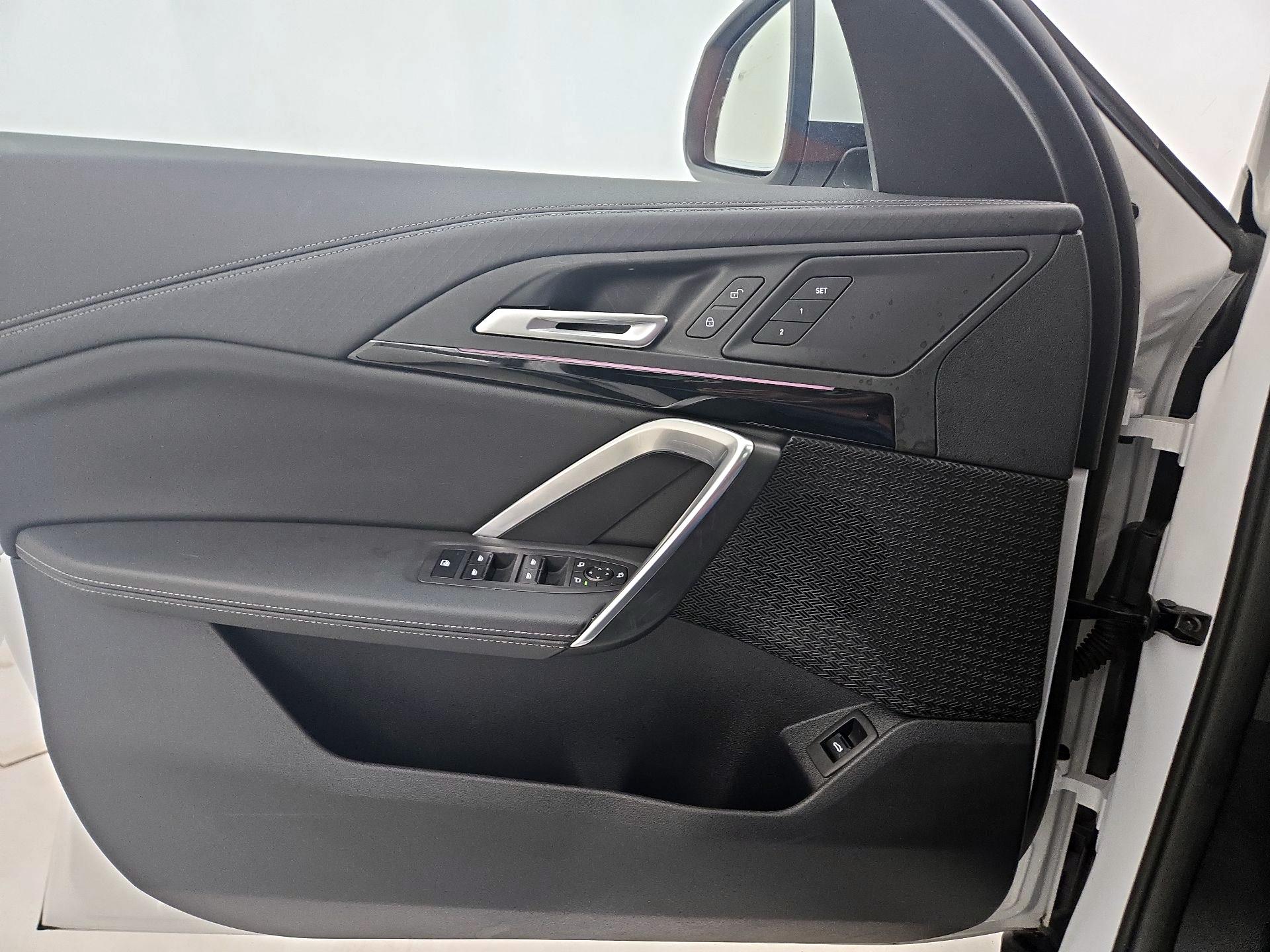 Thumbnail: 2025 BMW X2 - 12