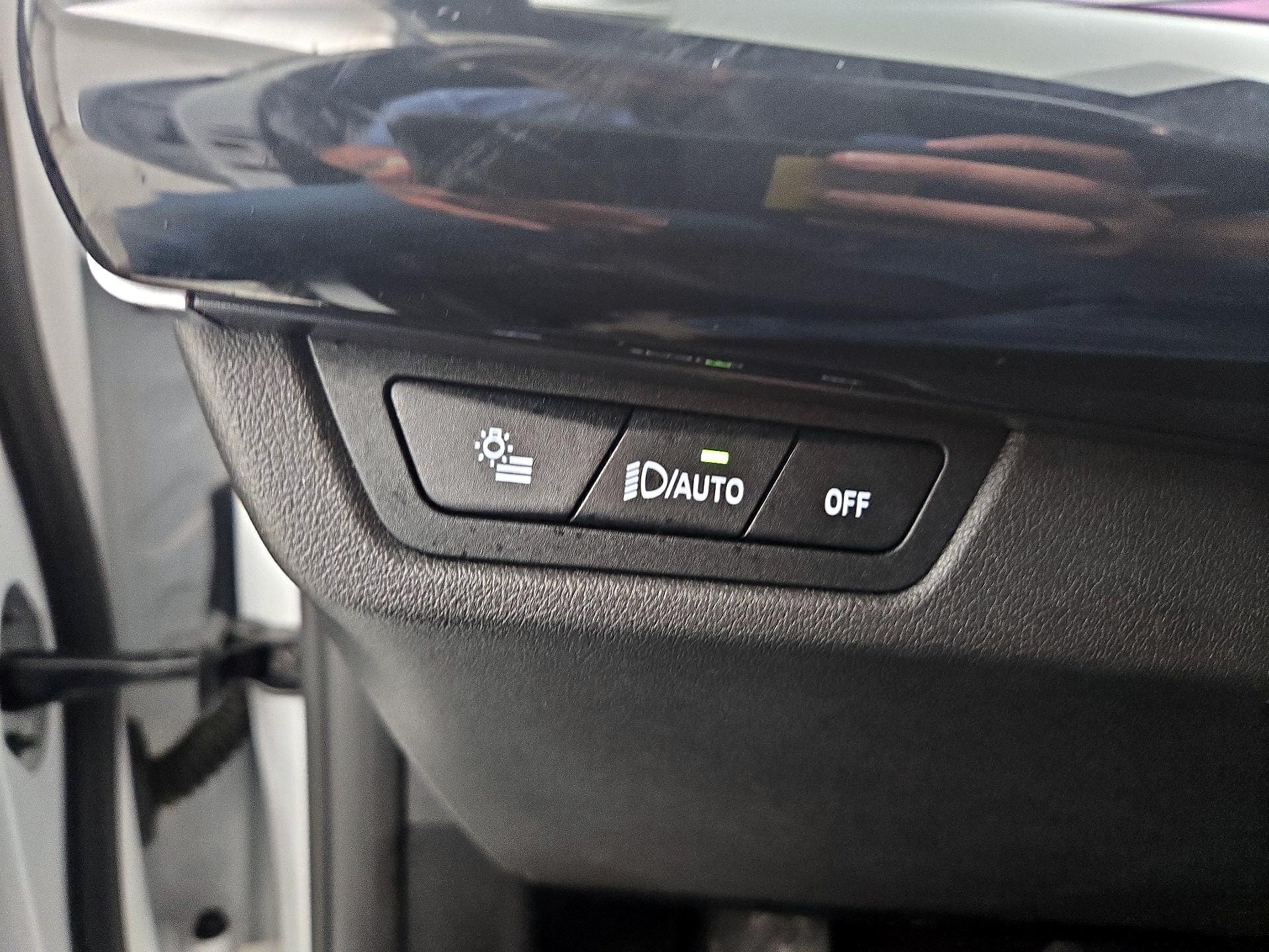 Thumbnail: 2025 BMW X2 - 13