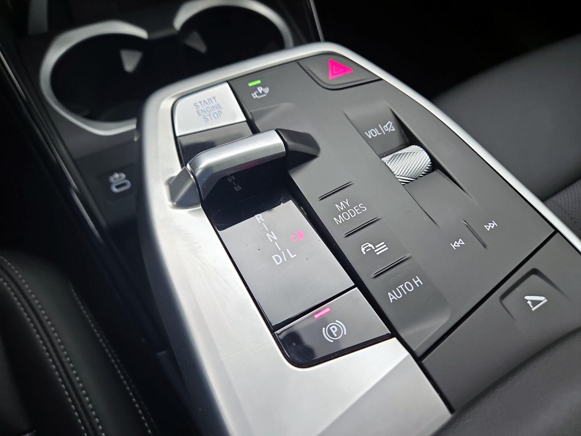 Thumbnail: 2025 BMW X2 - 17