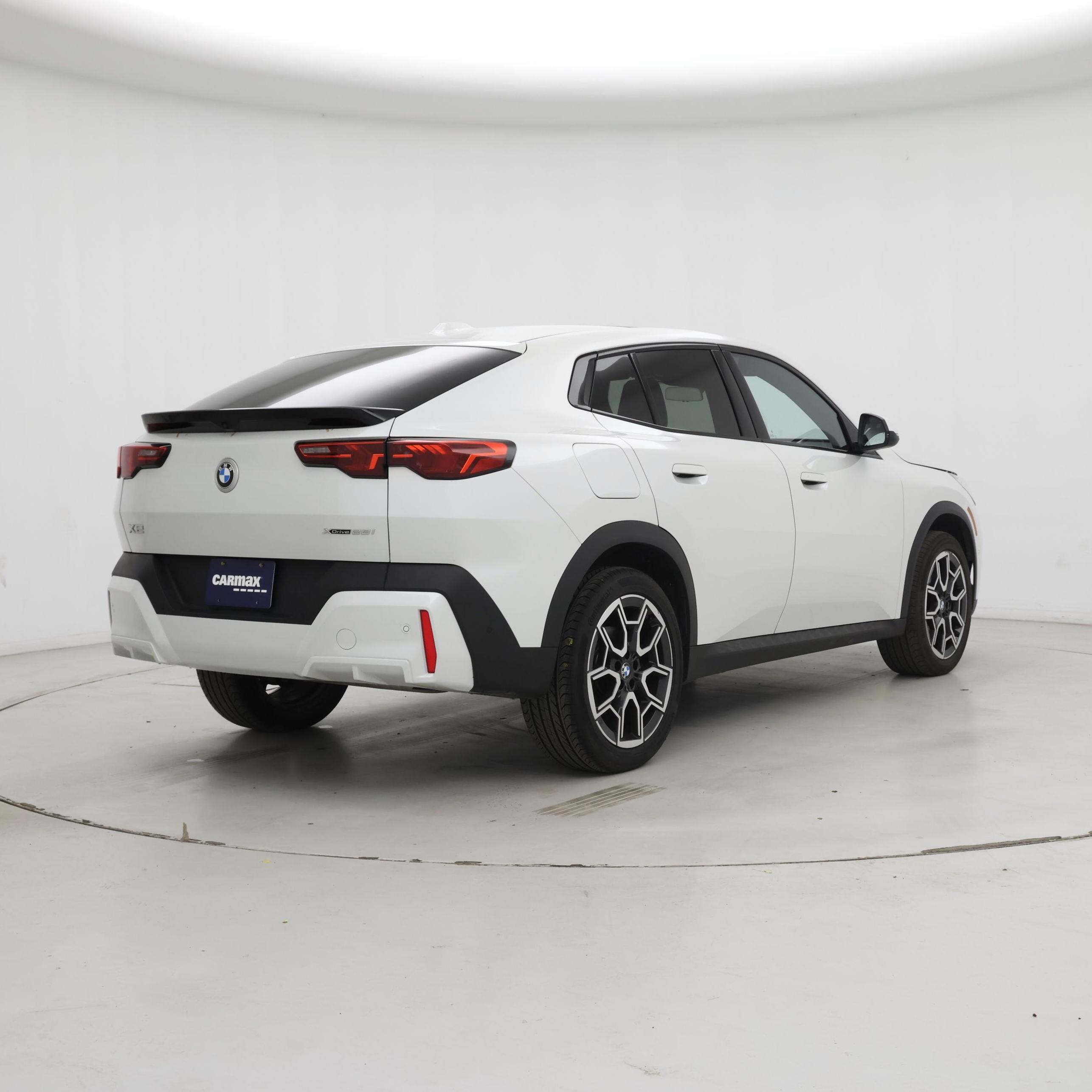 Thumbnail: 2025 BMW X2 - 8