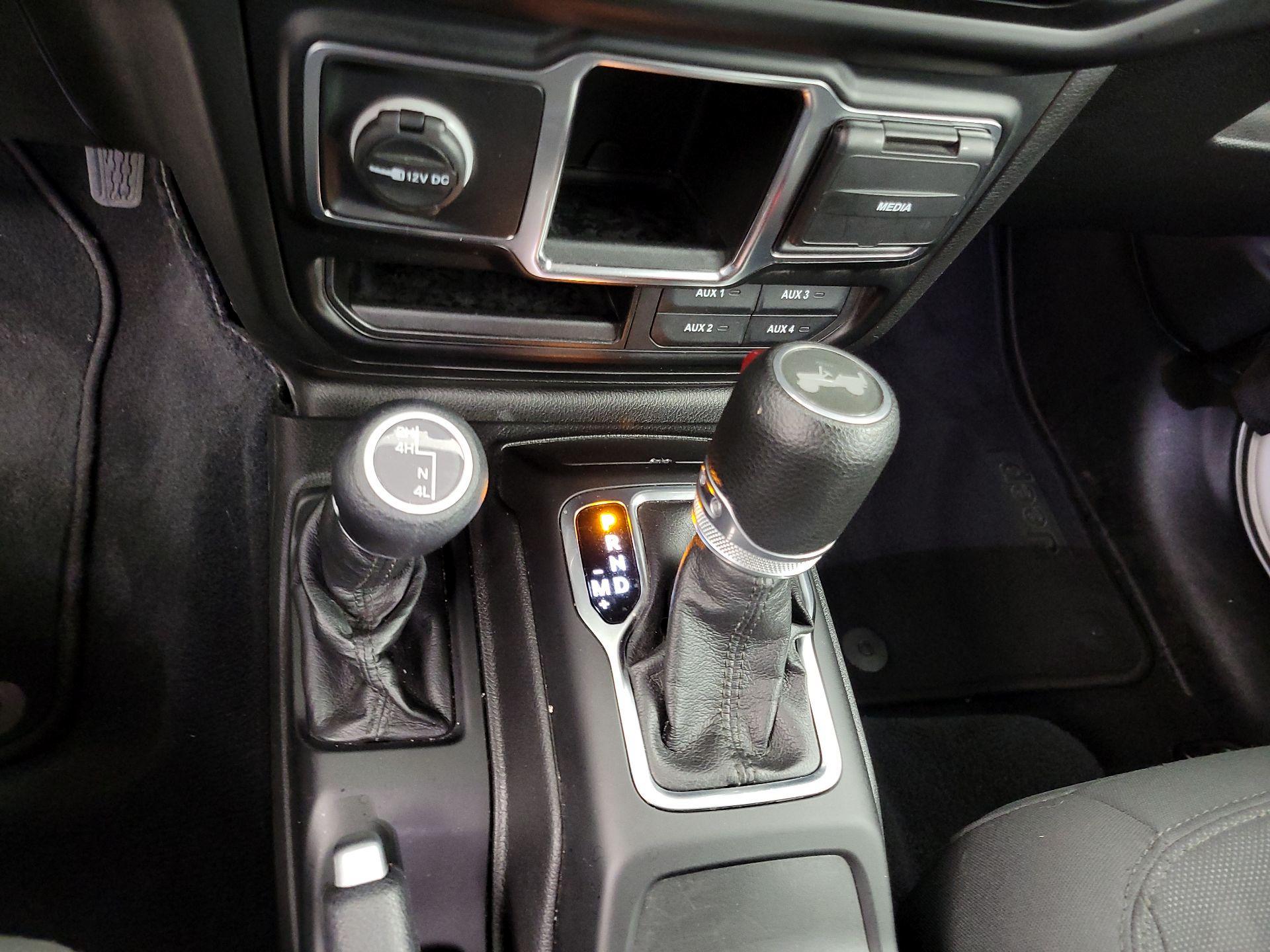 Thumbnail: 2021 Jeep Wrangler - 17