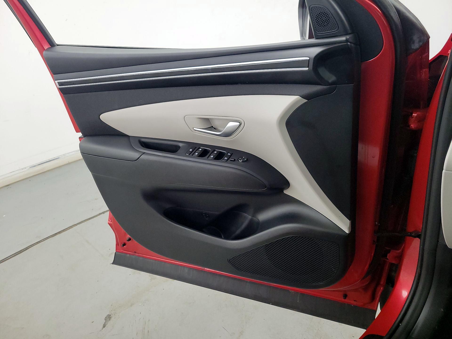 Thumbnail: 2023 Hyundai Tucson - 12