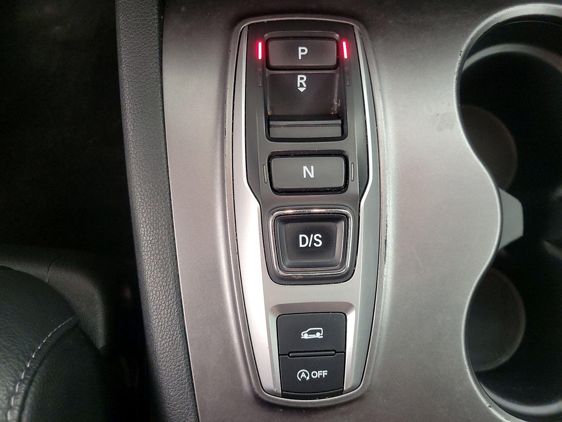 Thumbnail: 2022 Honda Pilot - 17