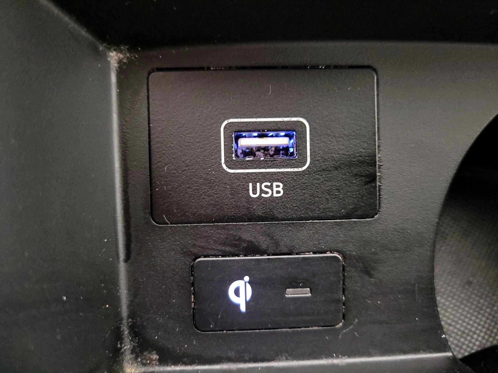 Thumbnail: 2023 Hyundai Santa Fe - 19