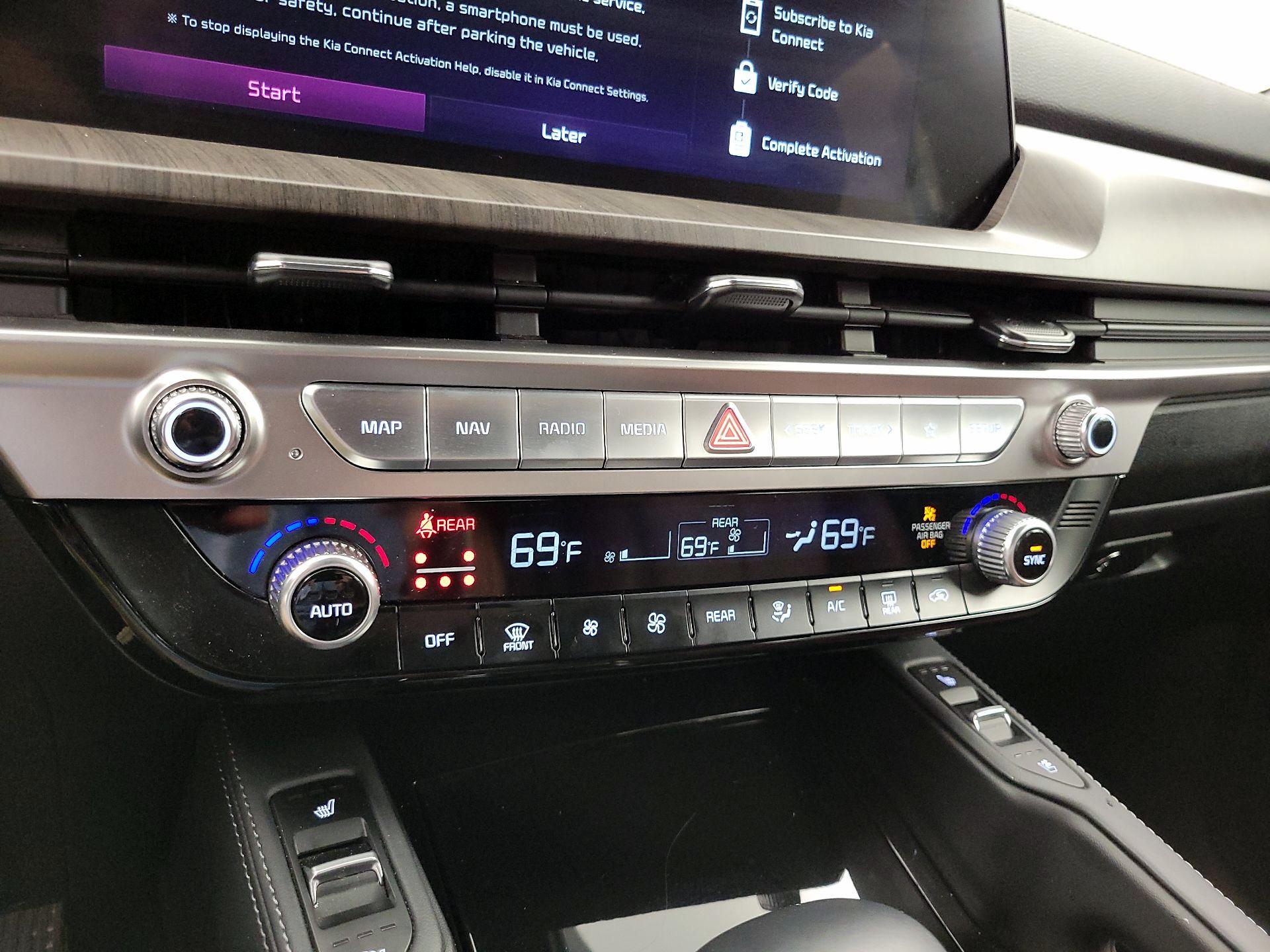 Thumbnail: 2024 Kia Telluride - 17