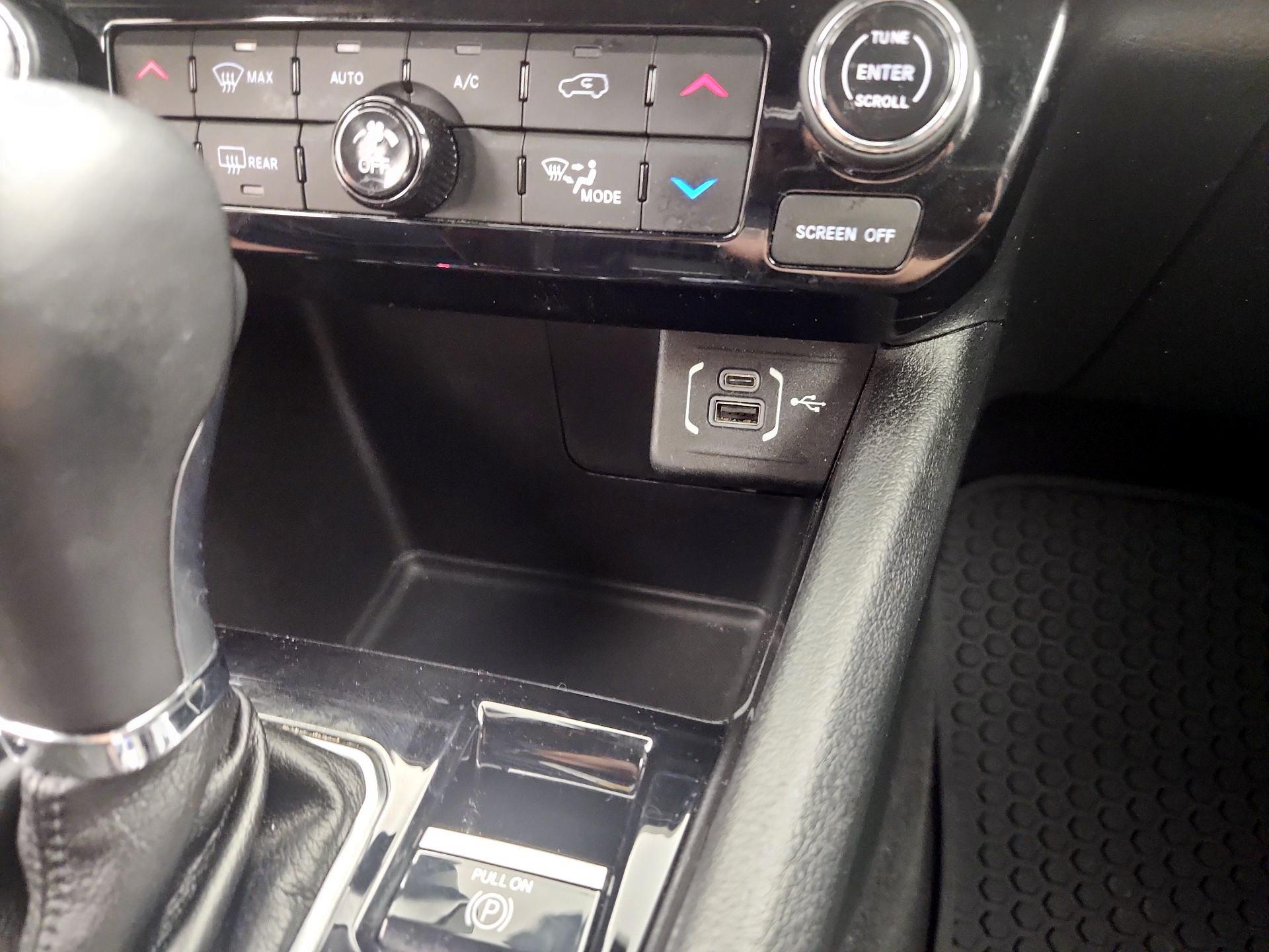 Thumbnail: 2023 Jeep Compass - 18