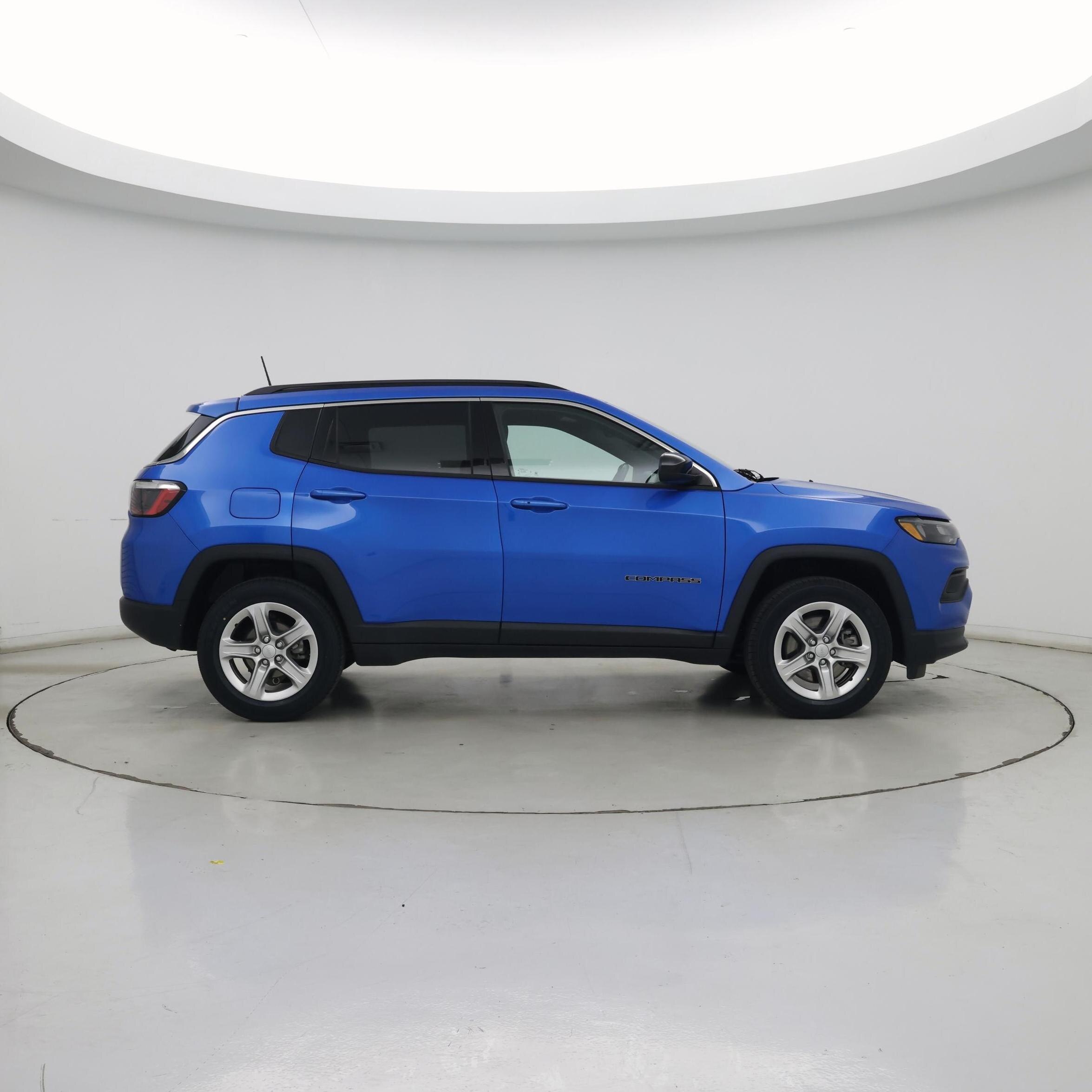 Thumbnail: 2023 Jeep Compass - 7