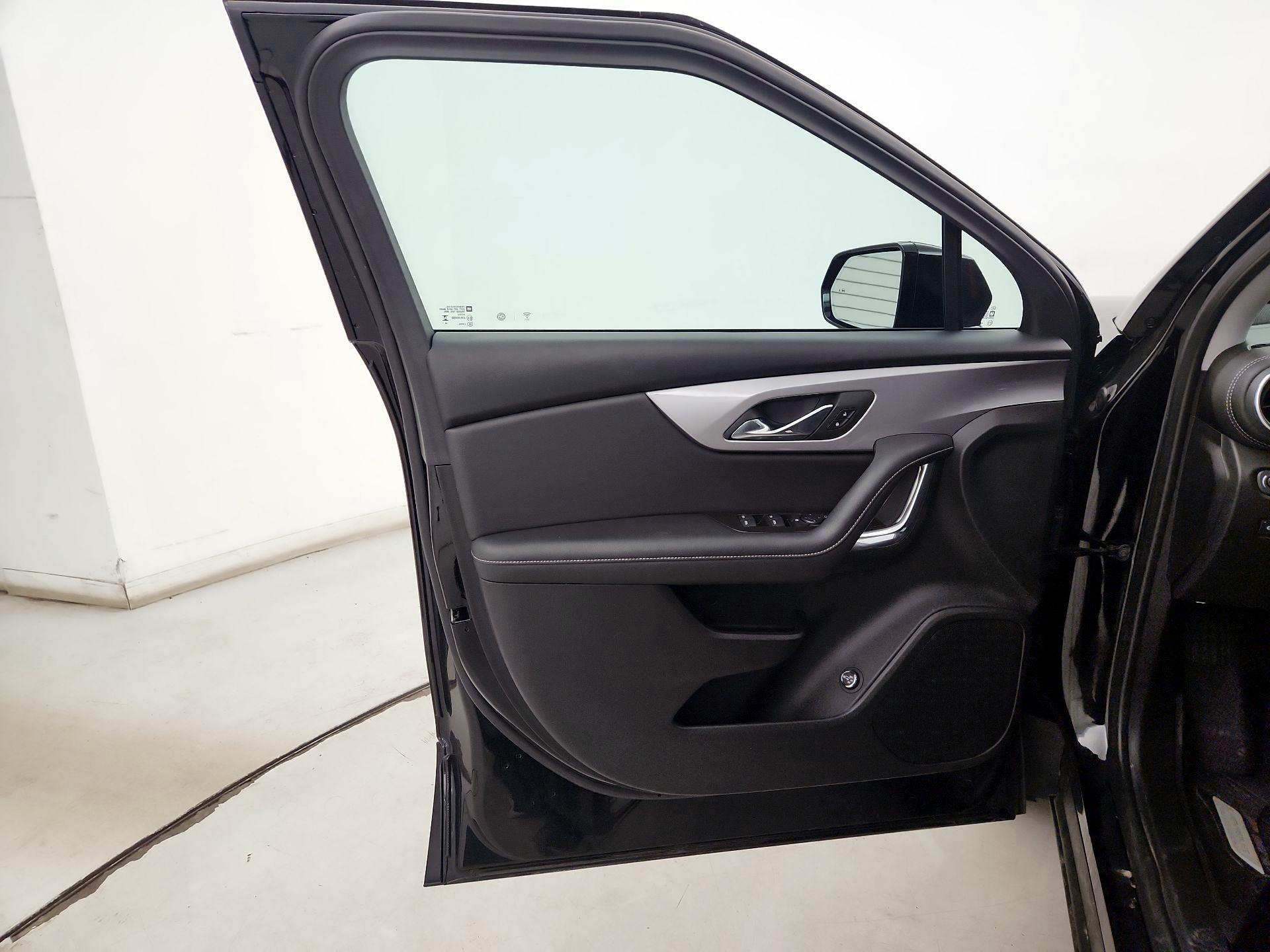 Thumbnail: 2024 Chevrolet Blazer - 12