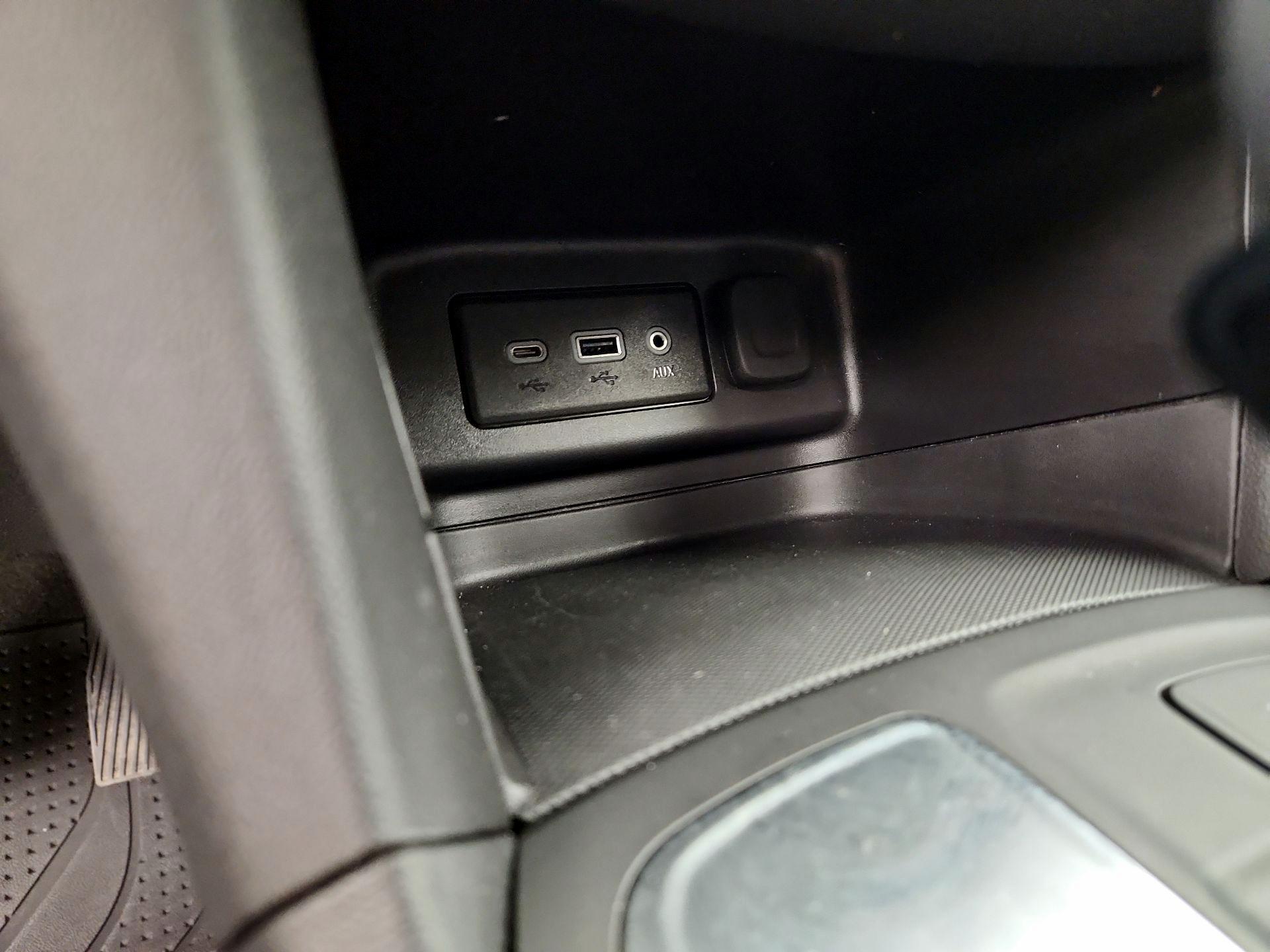 Thumbnail: 2024 Chevrolet Equinox - 18