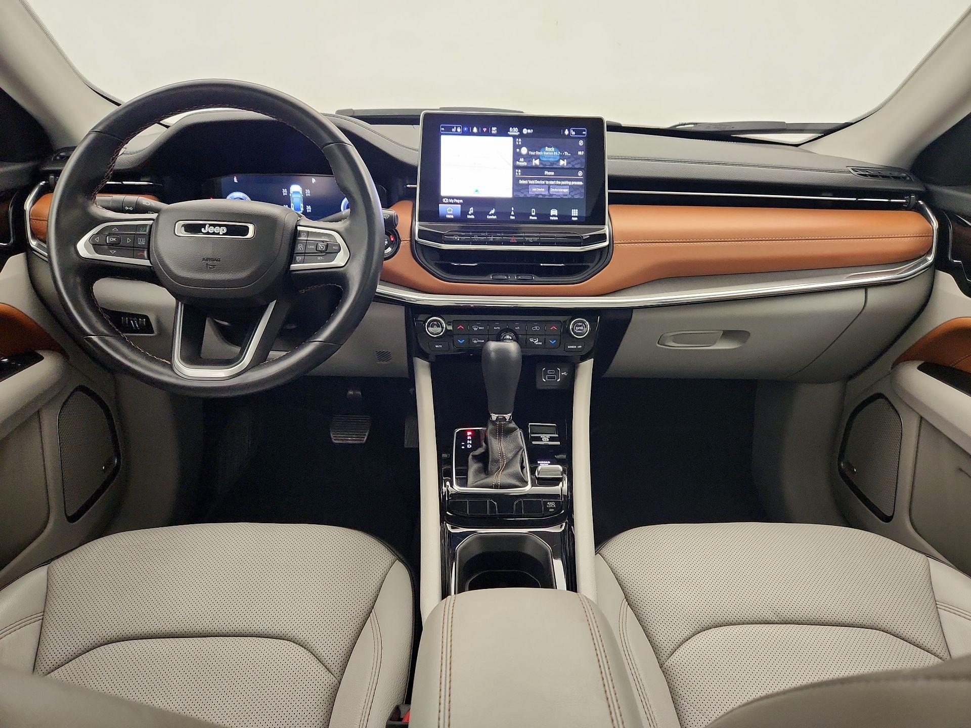 Thumbnail: 2022 Jeep Compass - 9