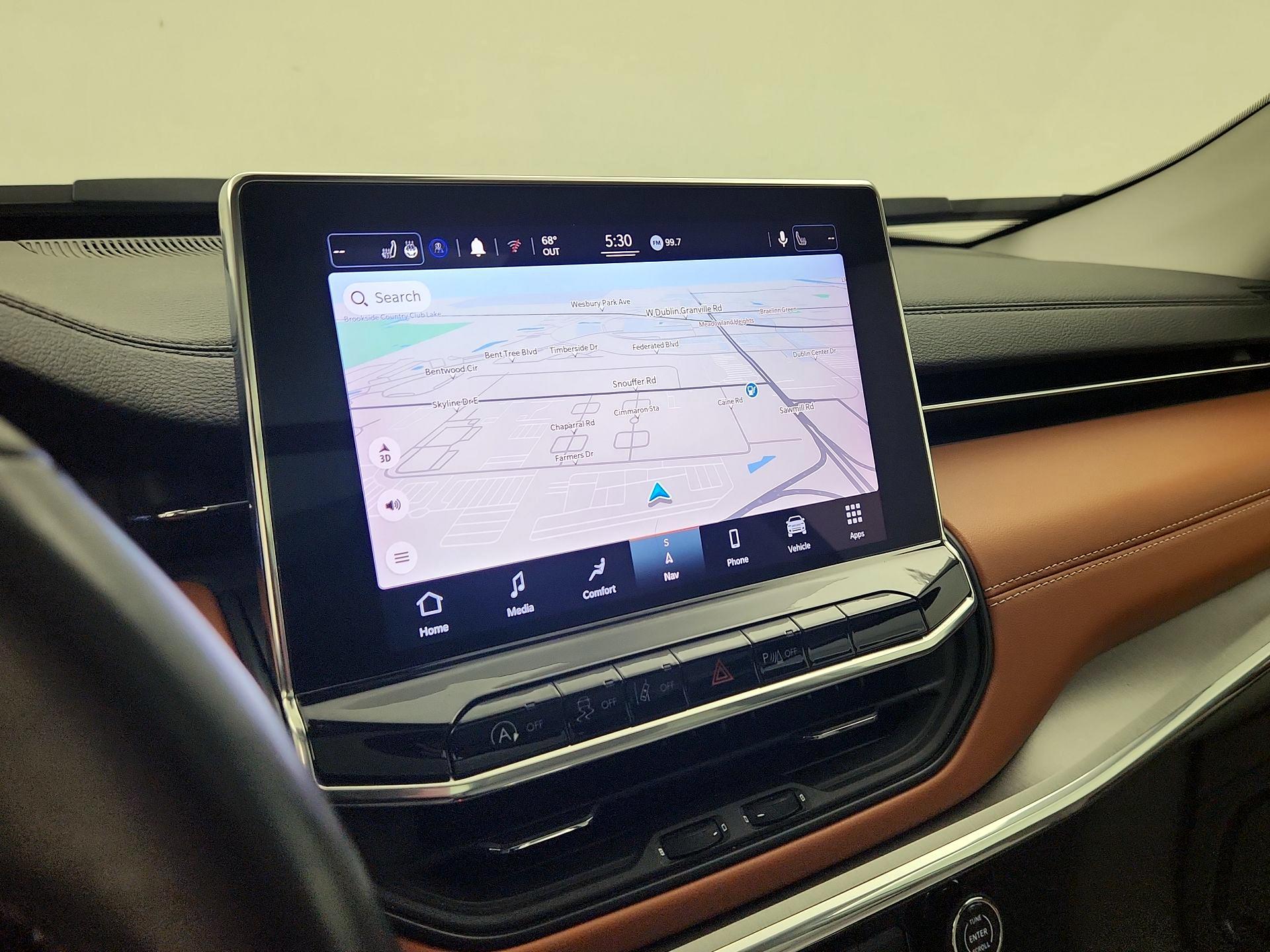 Thumbnail: 2022 Jeep Compass - 14