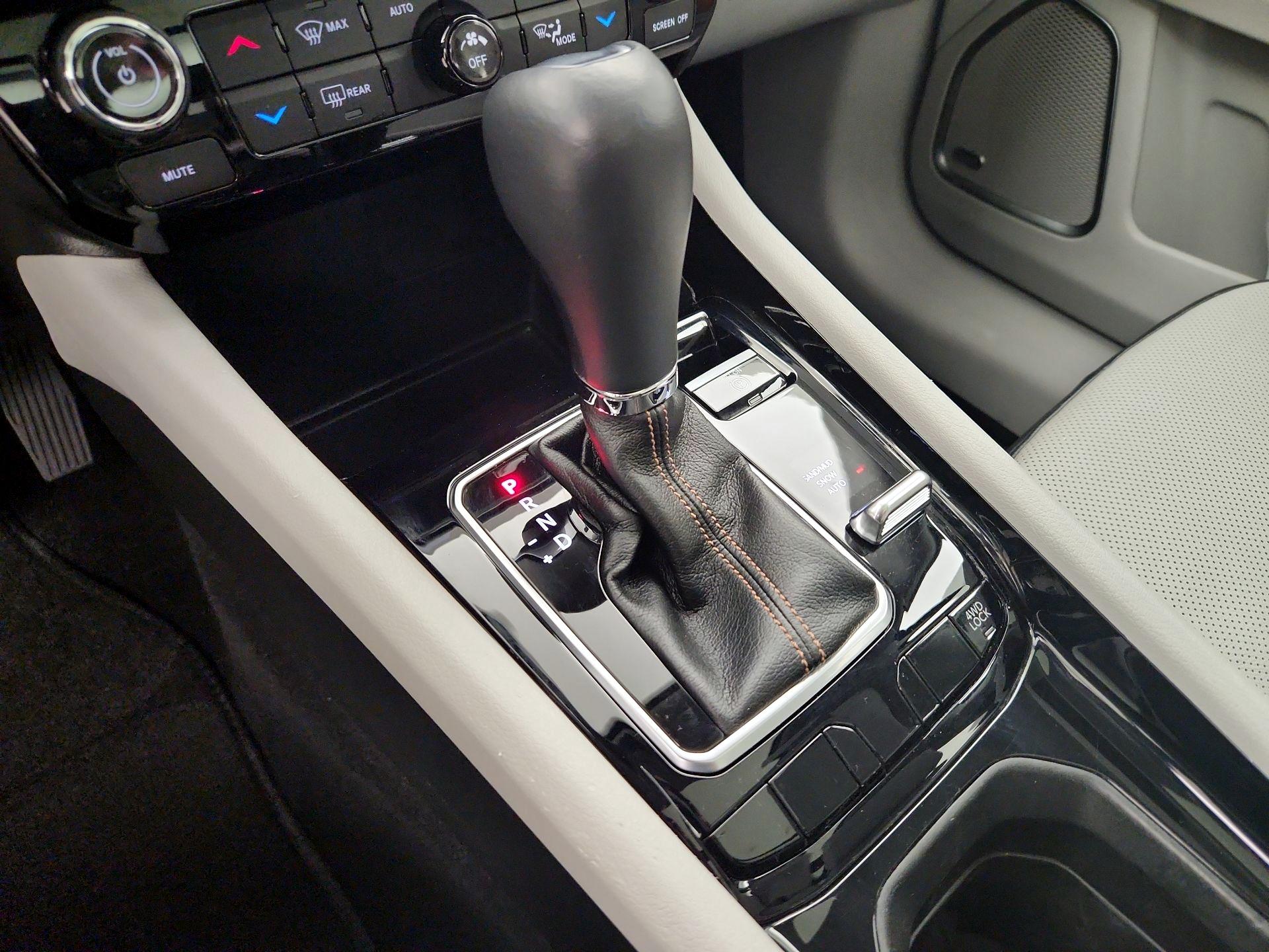 Thumbnail: 2022 Jeep Compass - 18