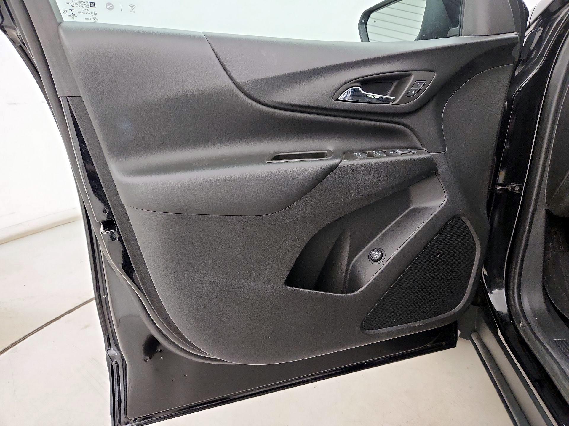 Thumbnail: 2023 Chevrolet Equinox - 12