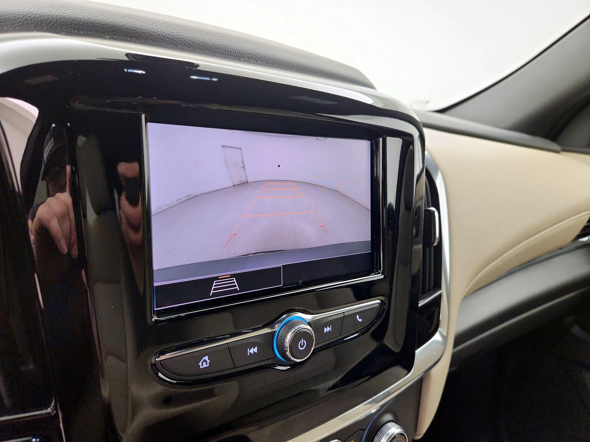 Thumbnail: 2023 Chevrolet Traverse - 14