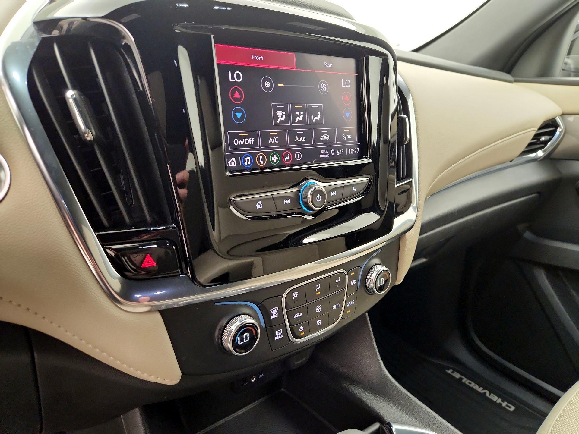 Thumbnail: 2023 Chevrolet Traverse - 16