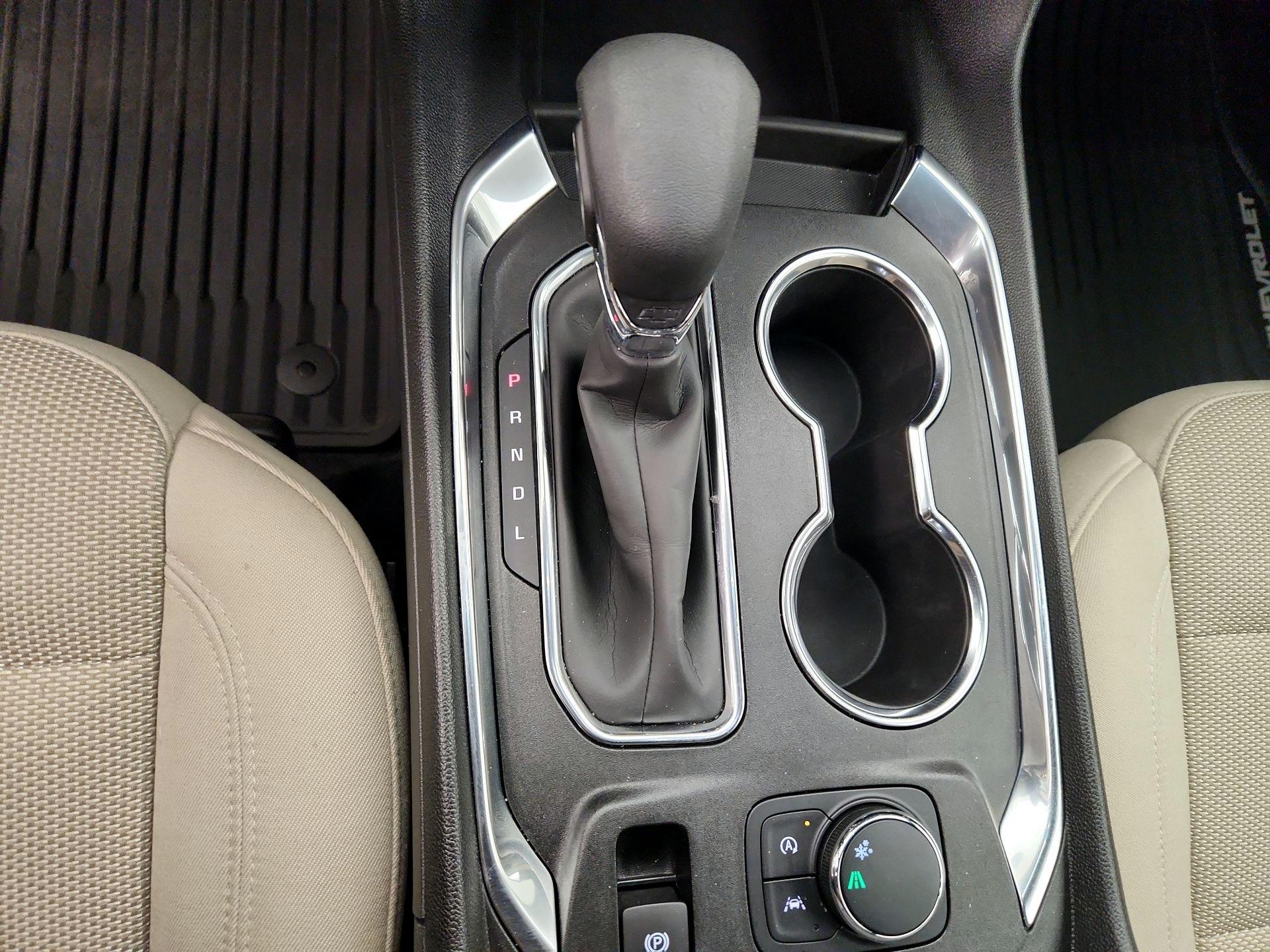 Thumbnail: 2023 Chevrolet Traverse - 17