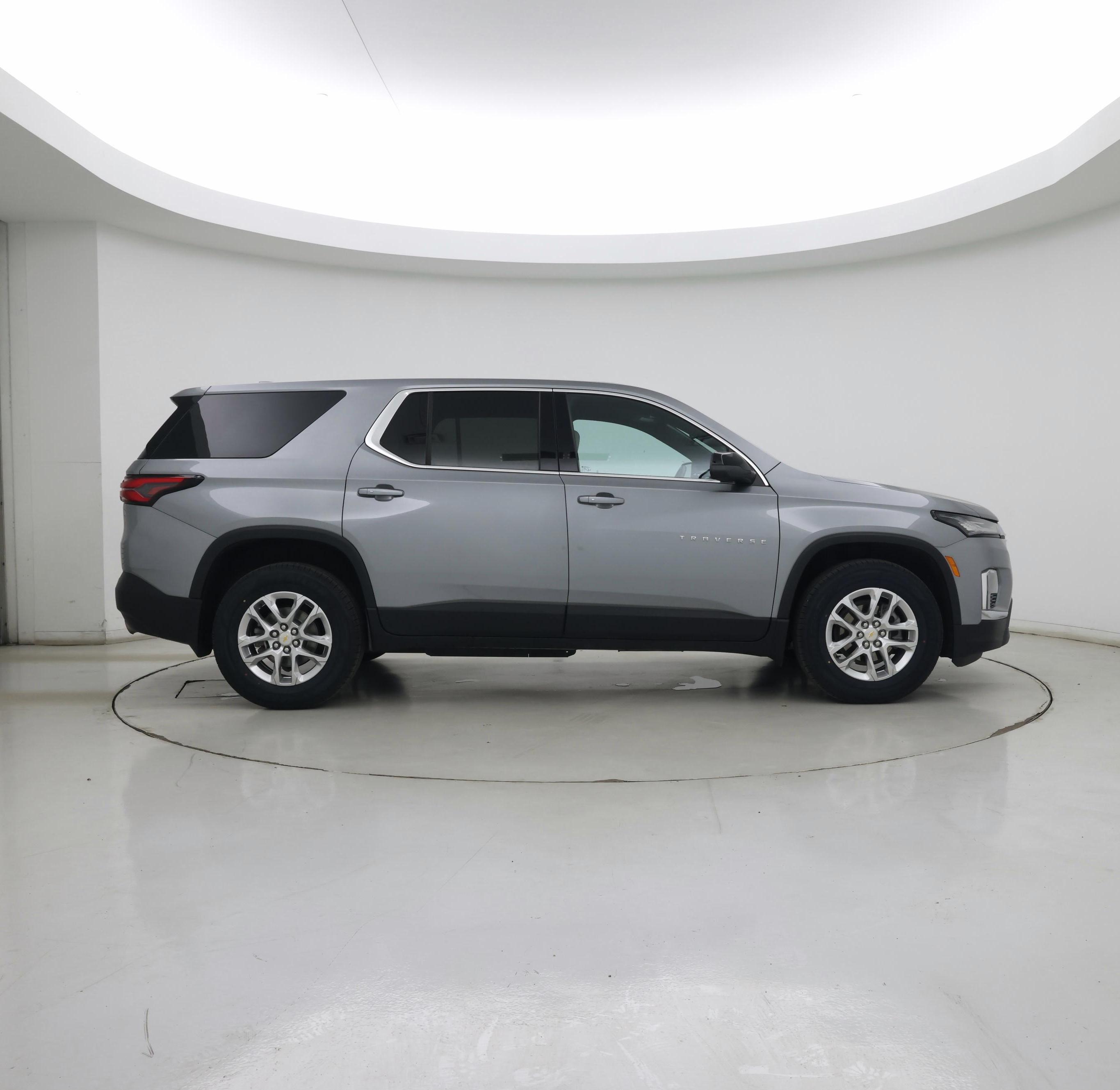 Thumbnail: 2023 Chevrolet Traverse - 7