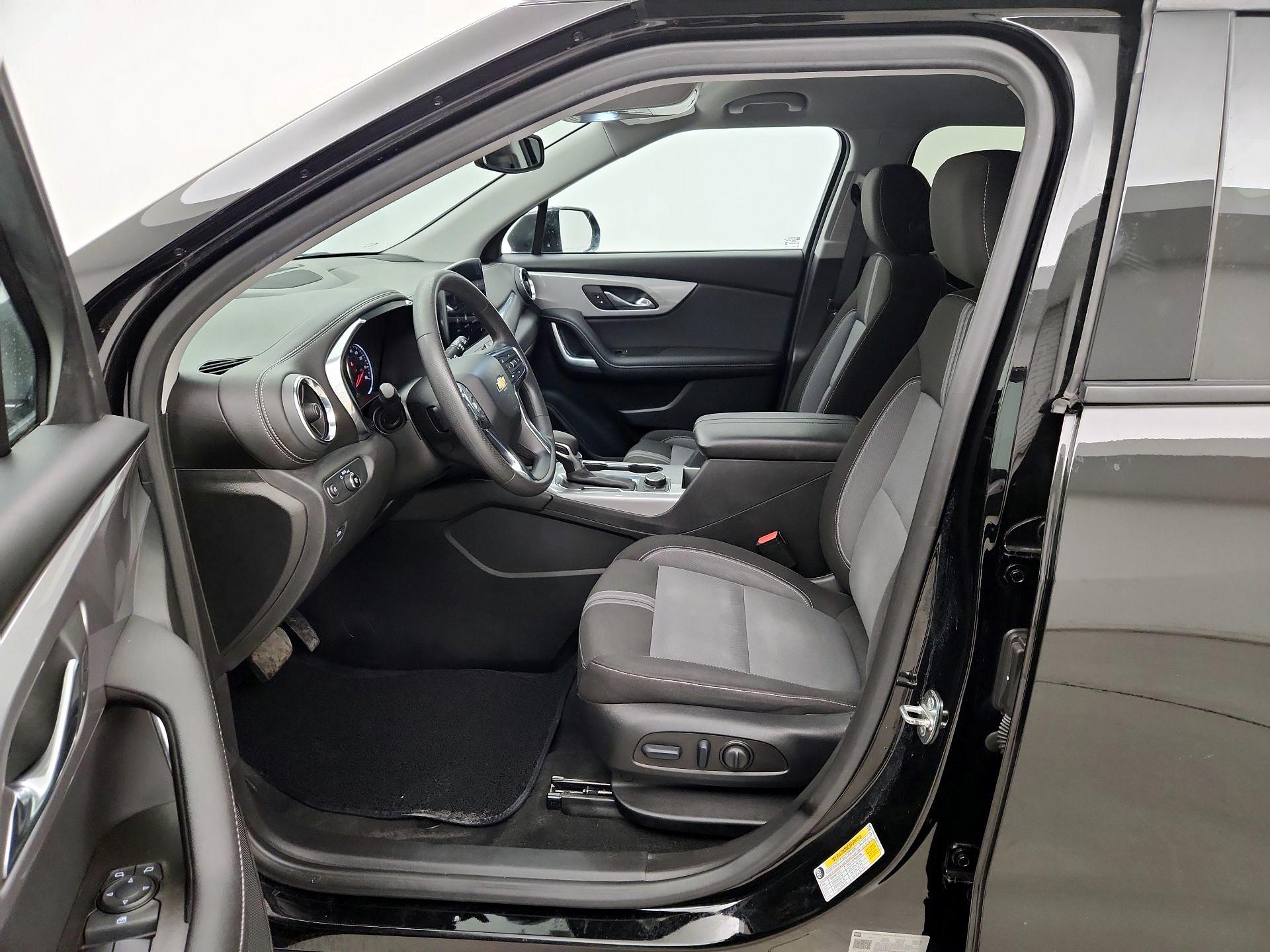 Thumbnail: 2023 Chevrolet Blazer - 11