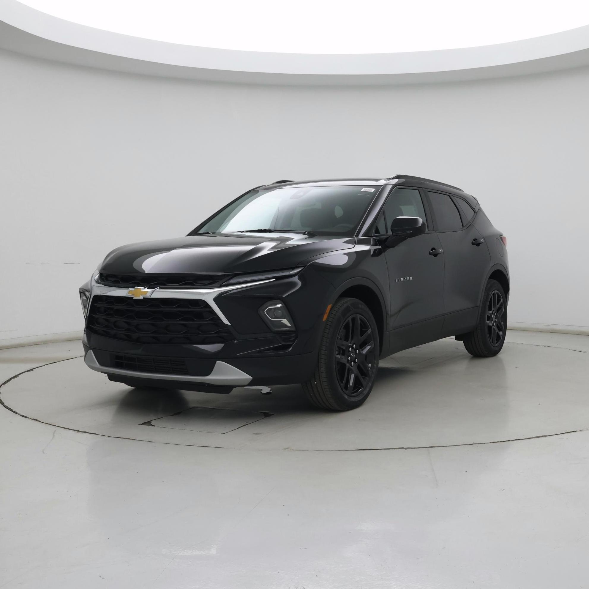 Thumbnail: 2023 Chevrolet Blazer - 4