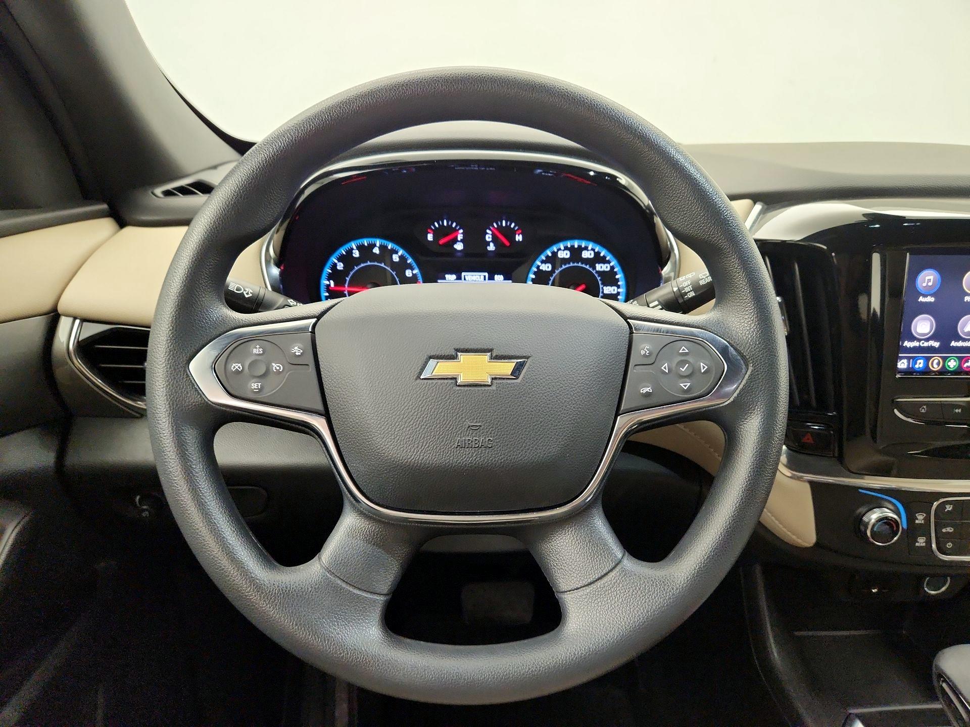 Thumbnail: 2023 Chevrolet Traverse - 10