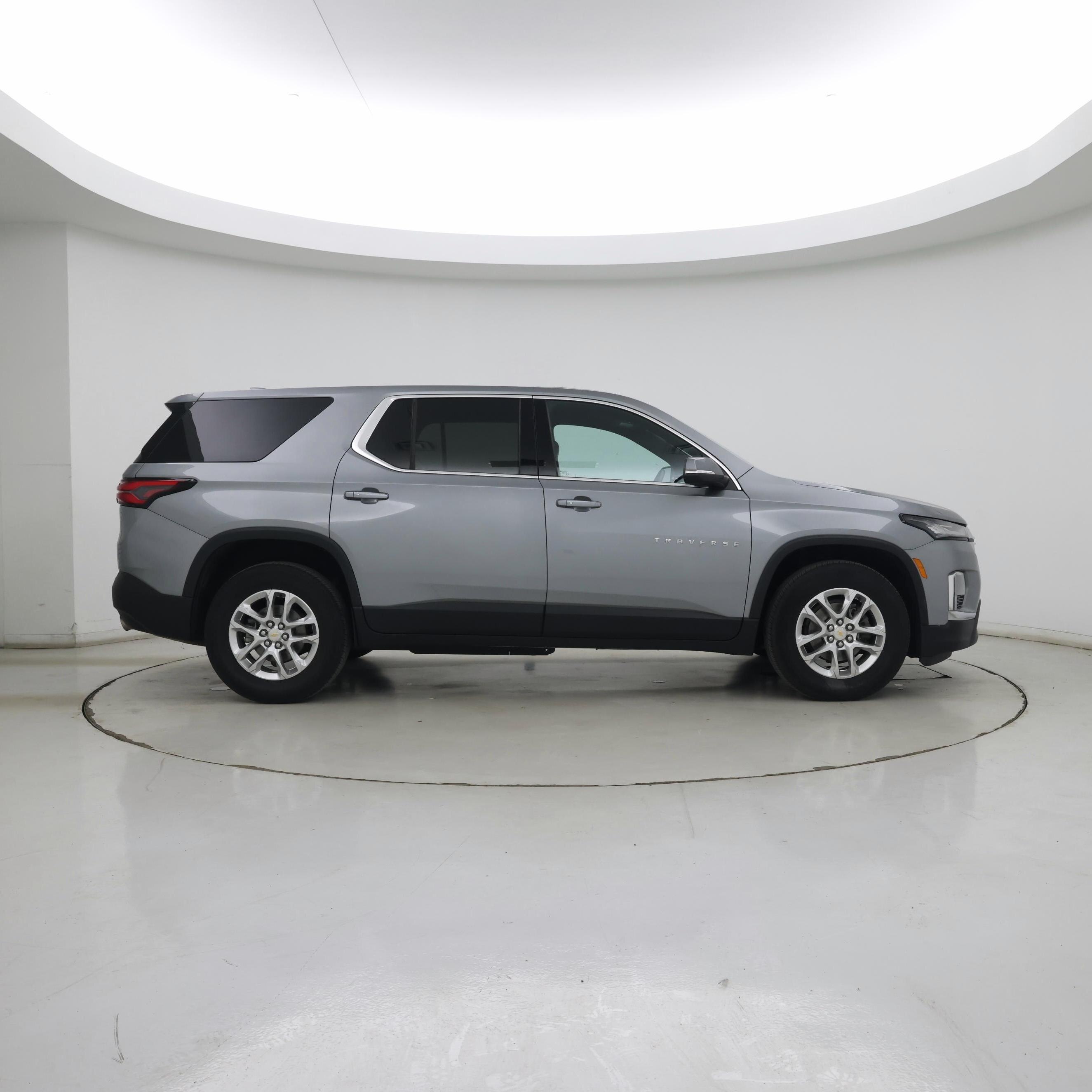 Thumbnail: 2023 Chevrolet Traverse - 7