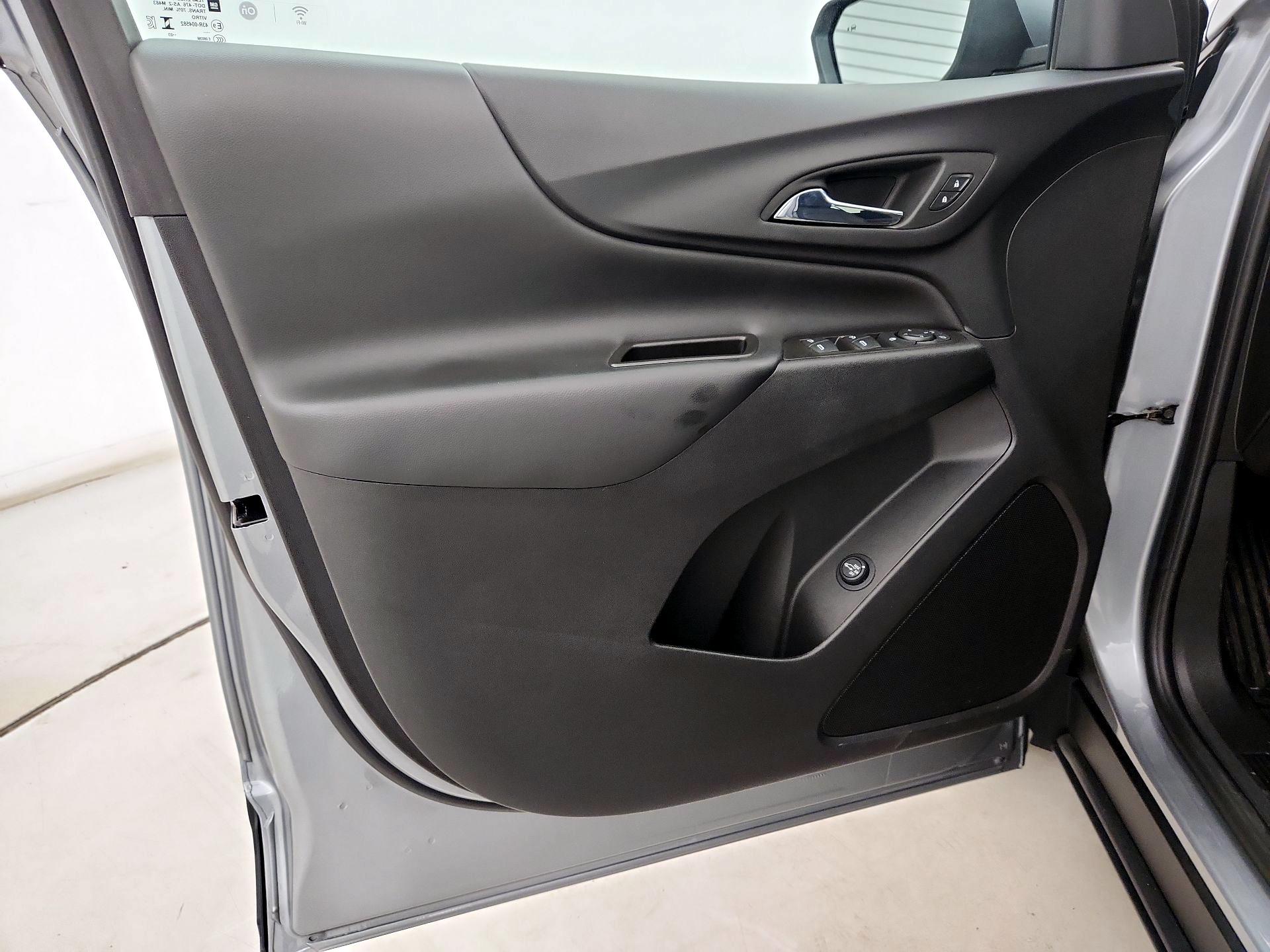 Thumbnail: 2024 Chevrolet Equinox - 12