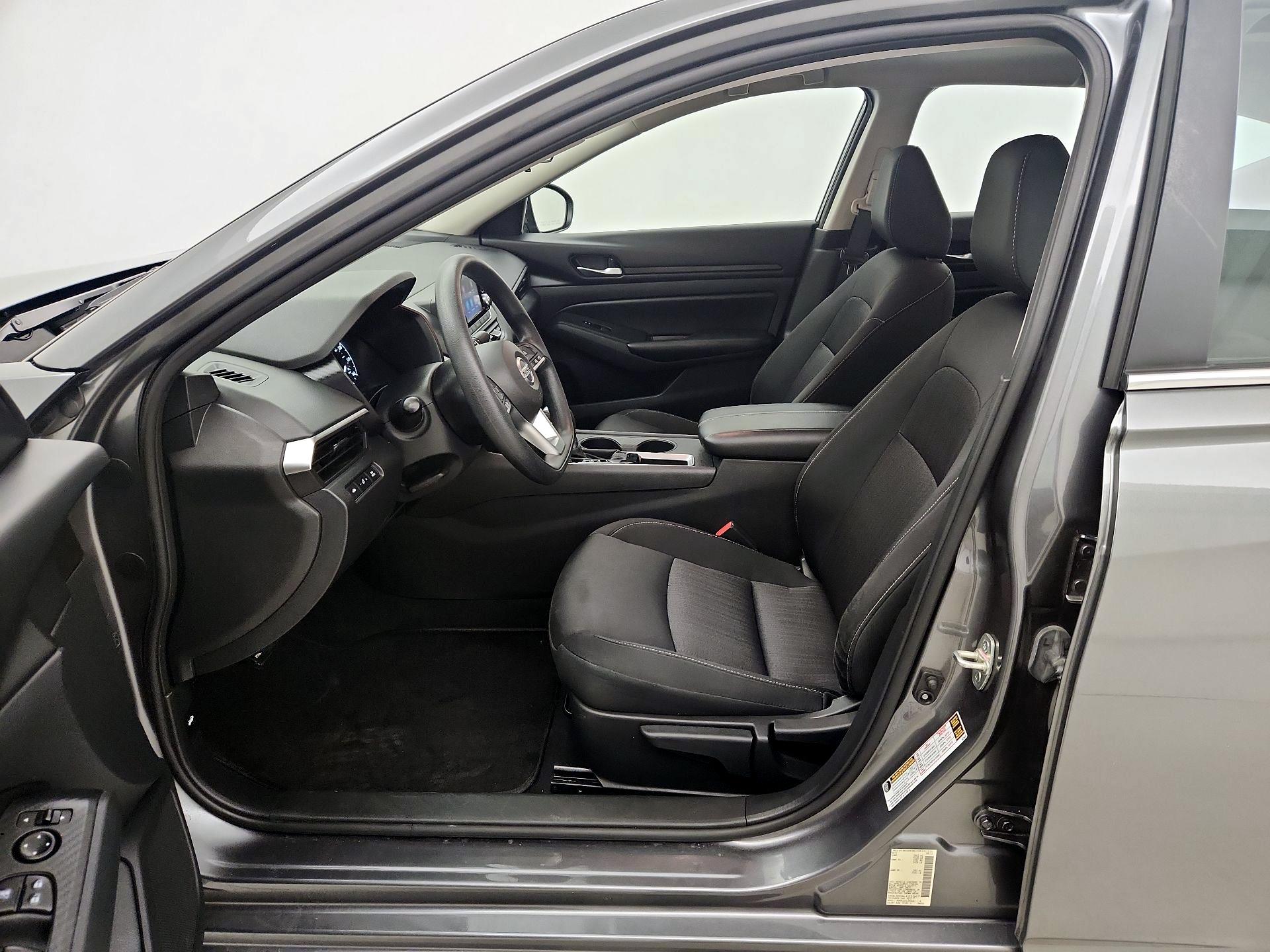 Thumbnail: 2022 Nissan Altima - 11