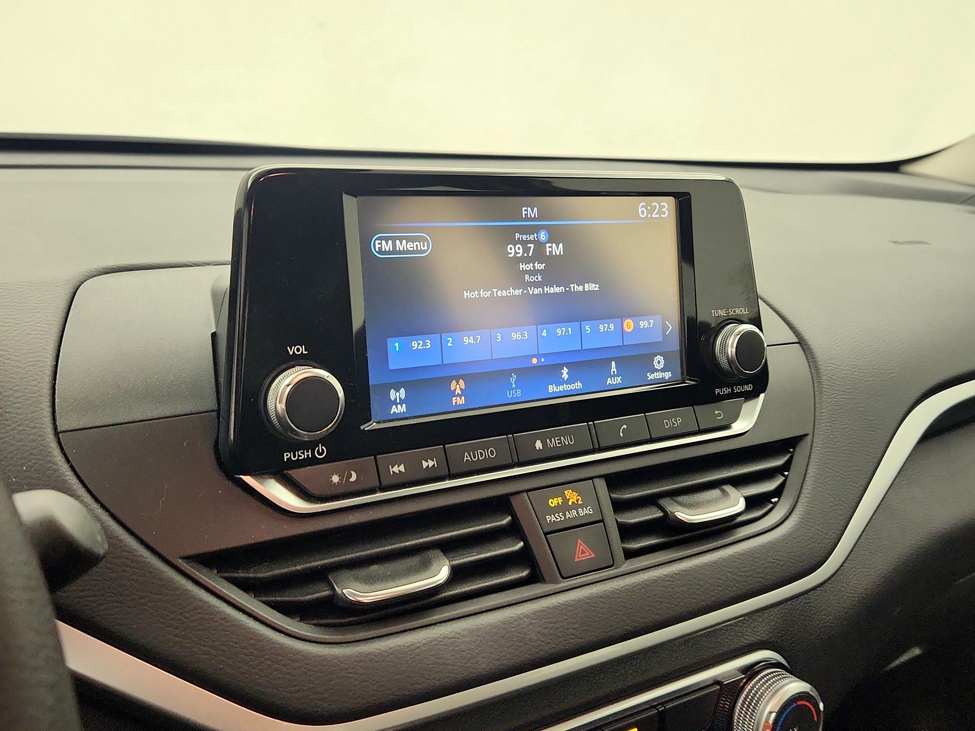 Thumbnail: 2022 Nissan Altima - 15