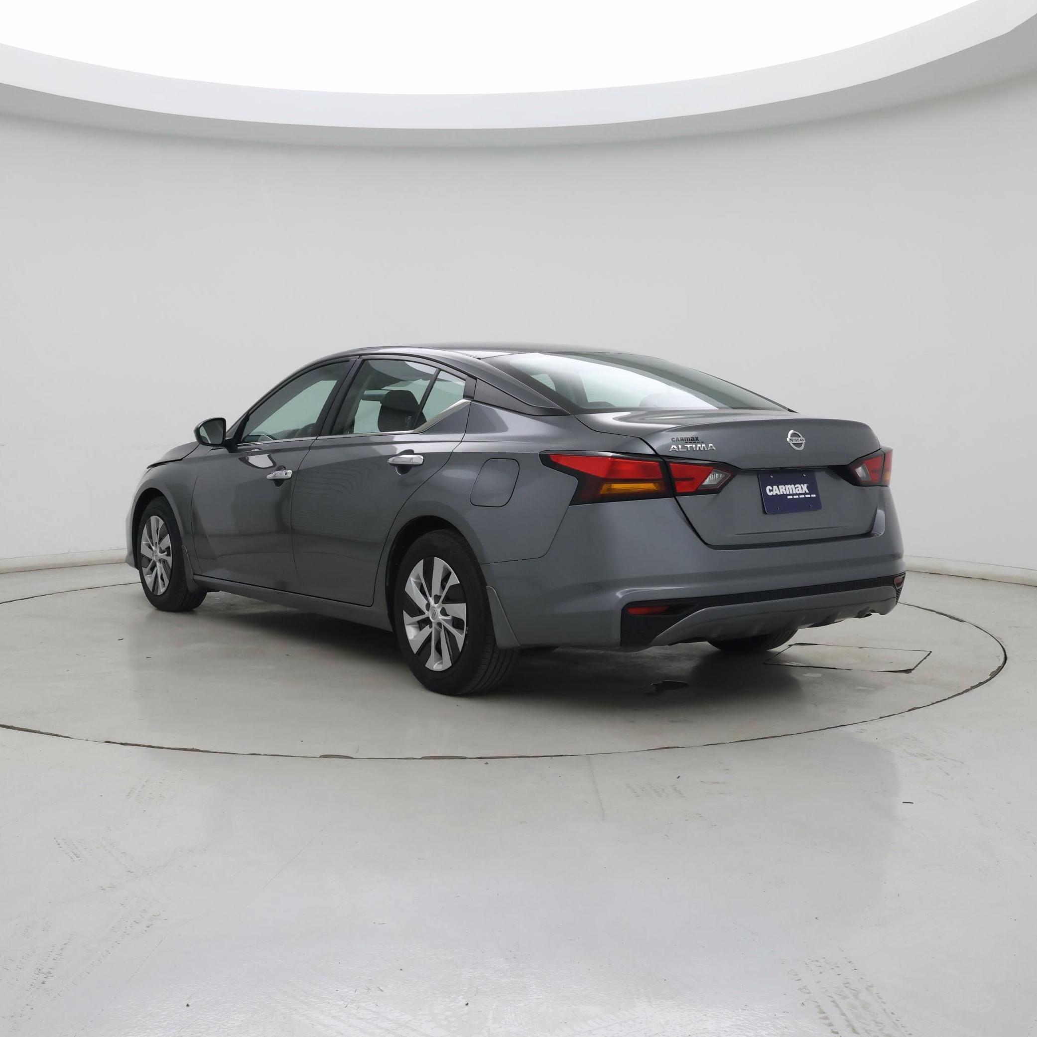 Thumbnail: 2022 Nissan Altima - 2