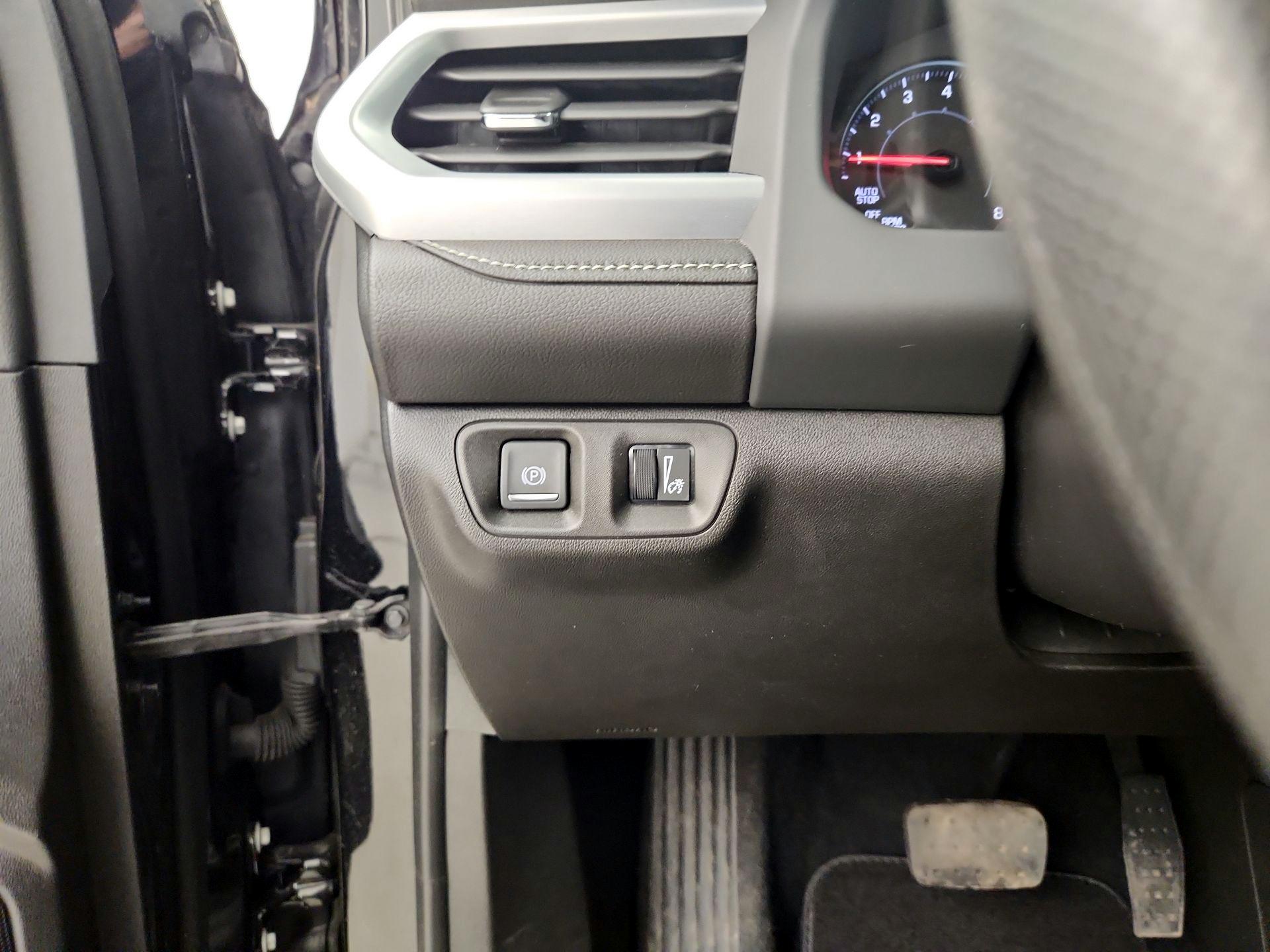 Thumbnail: 2023 GMC Acadia - 13