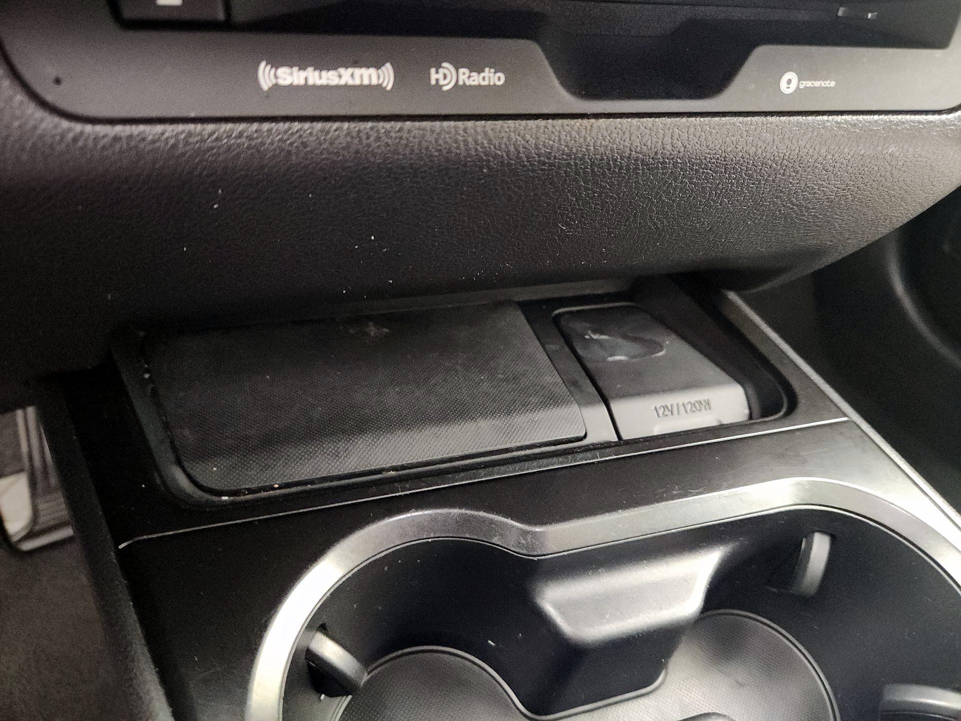 Thumbnail: 2020 Lexus UX - 18