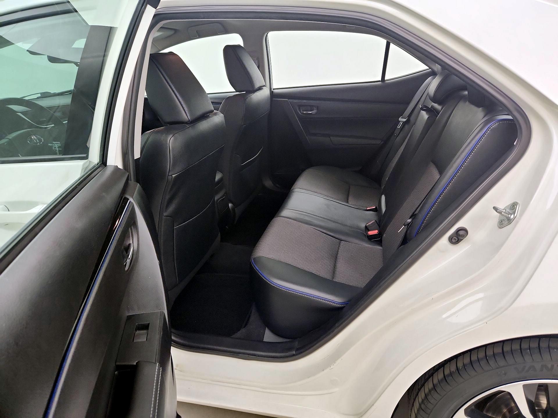 Thumbnail: 2017 Toyota Corolla - 19