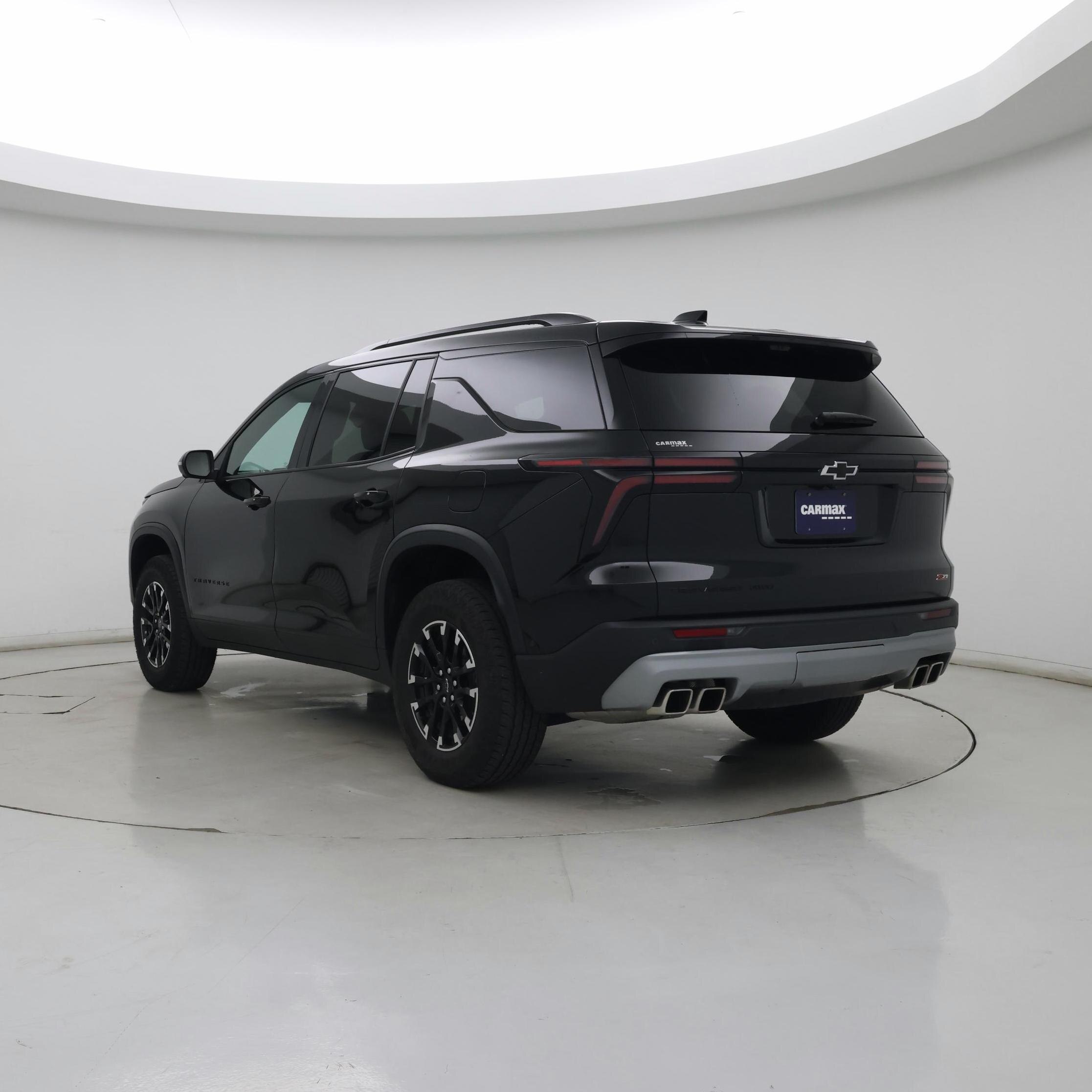 Thumbnail: 2024 Chevrolet Traverse - 2