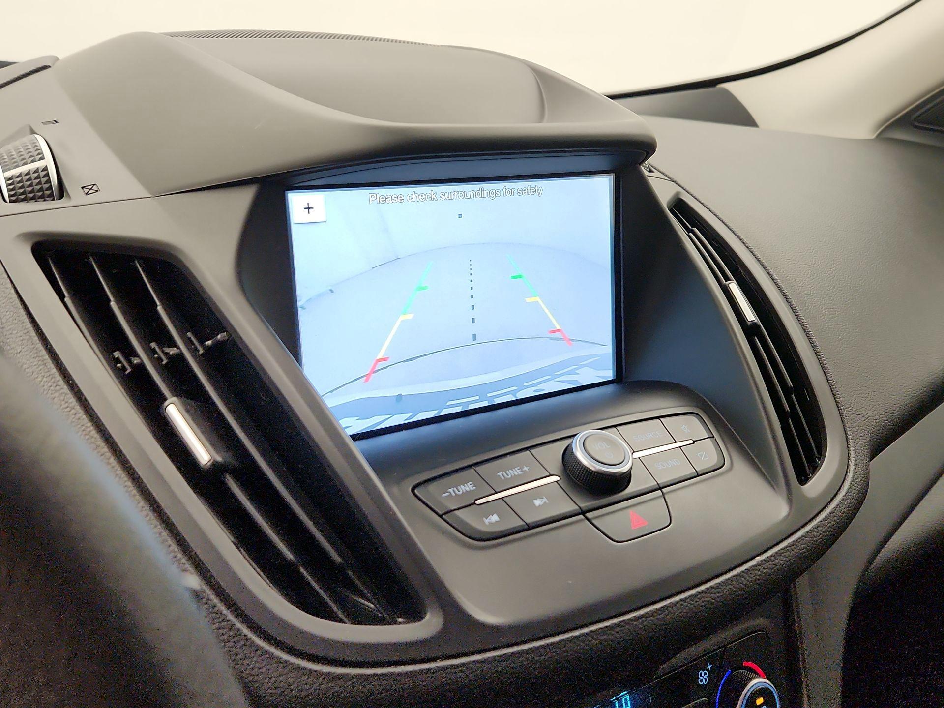 Thumbnail: 2019 Ford Escape - 14