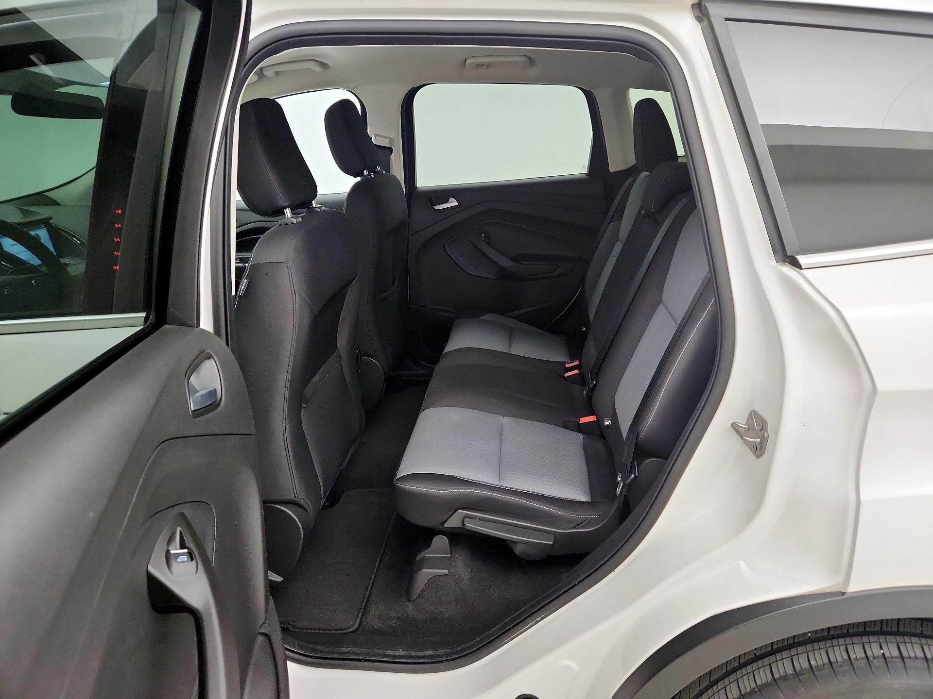 Thumbnail: 2019 Ford Escape - 19