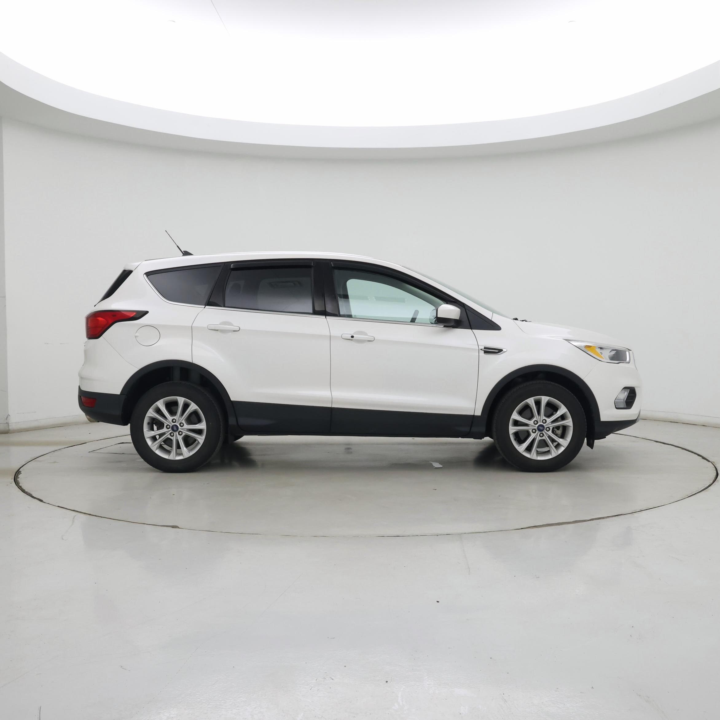 Thumbnail: 2019 Ford Escape - 7