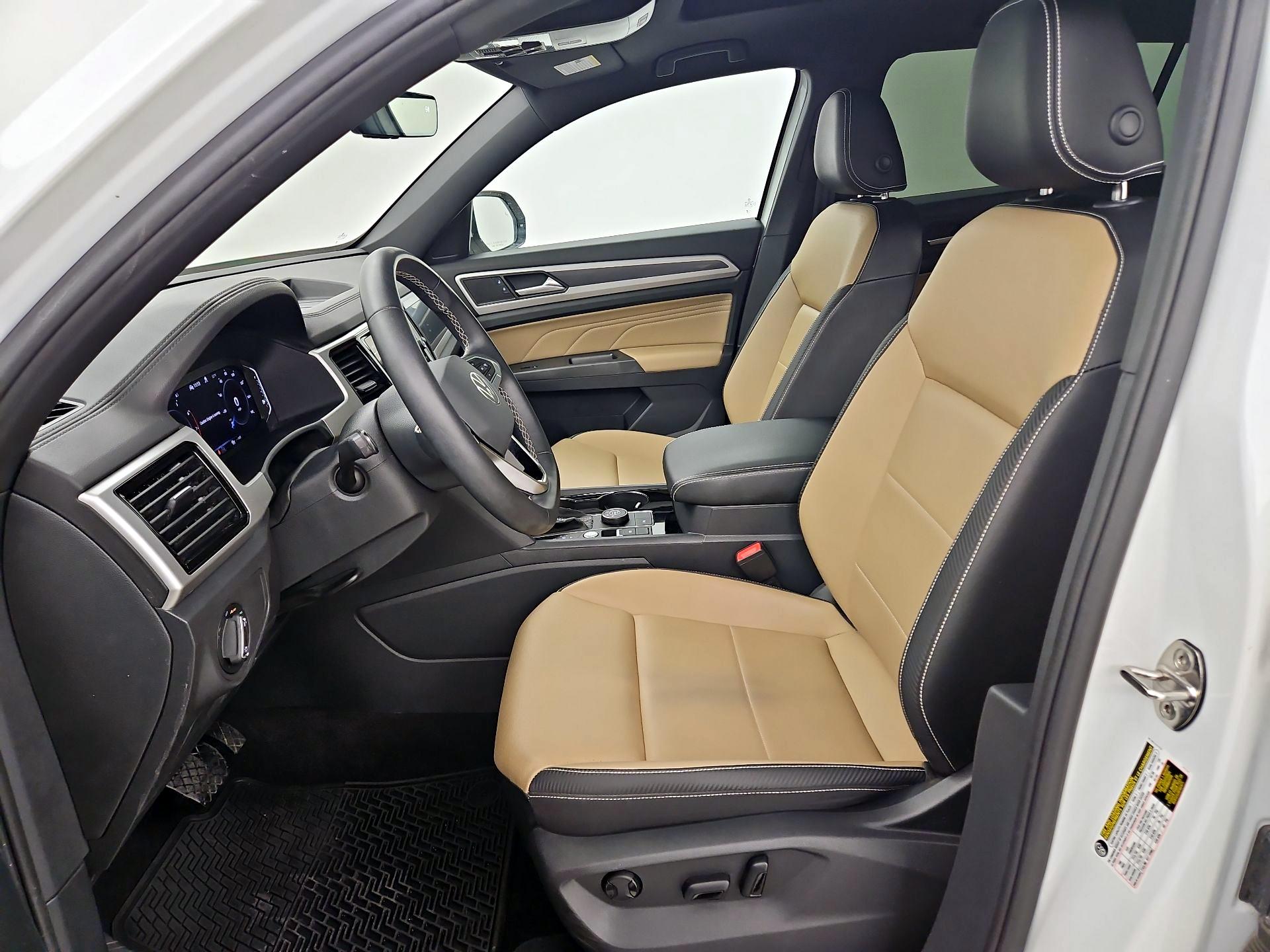 Thumbnail: 2023 Volkswagen Atlas - 11