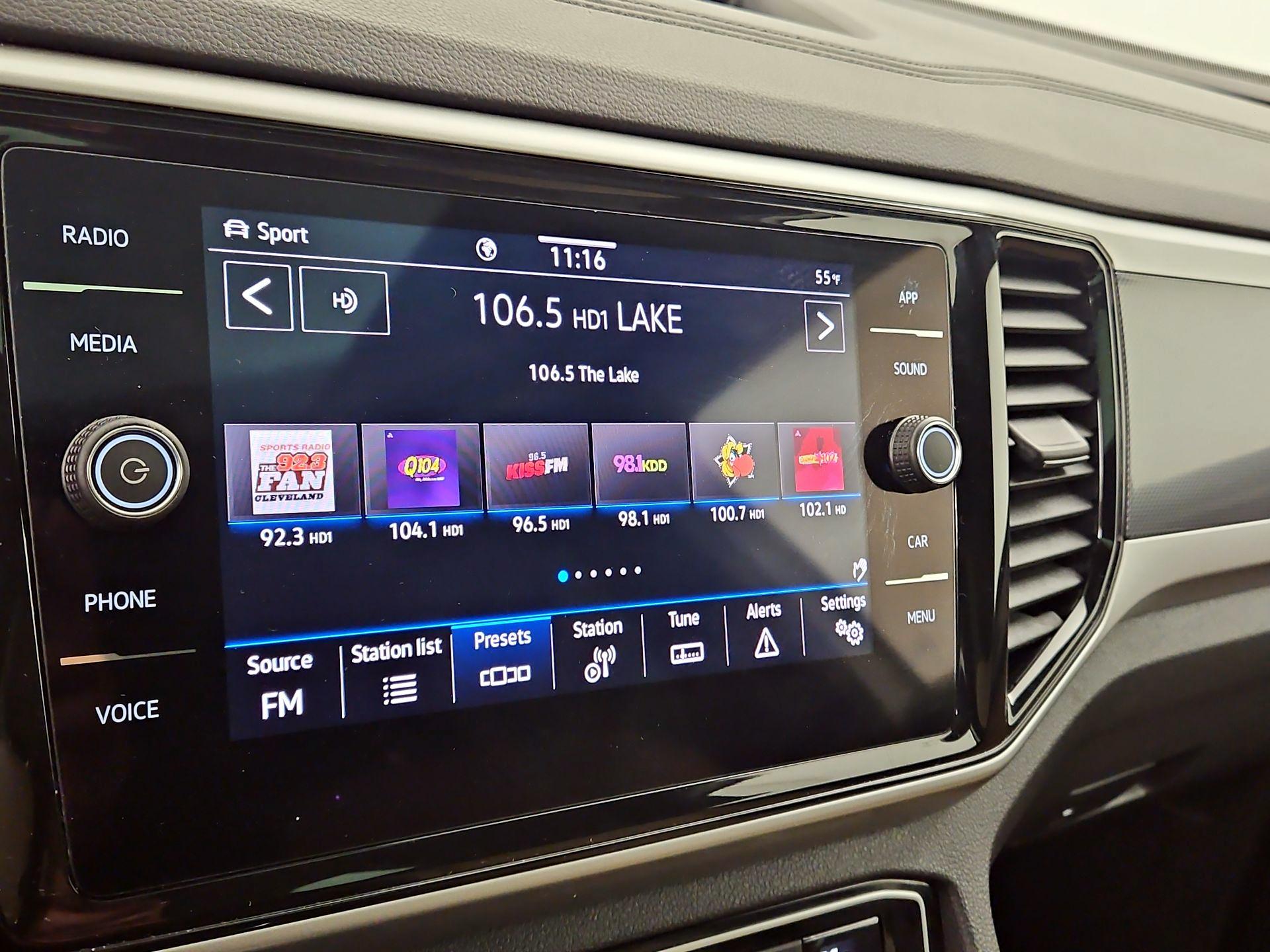 Thumbnail: 2023 Volkswagen Atlas - 15