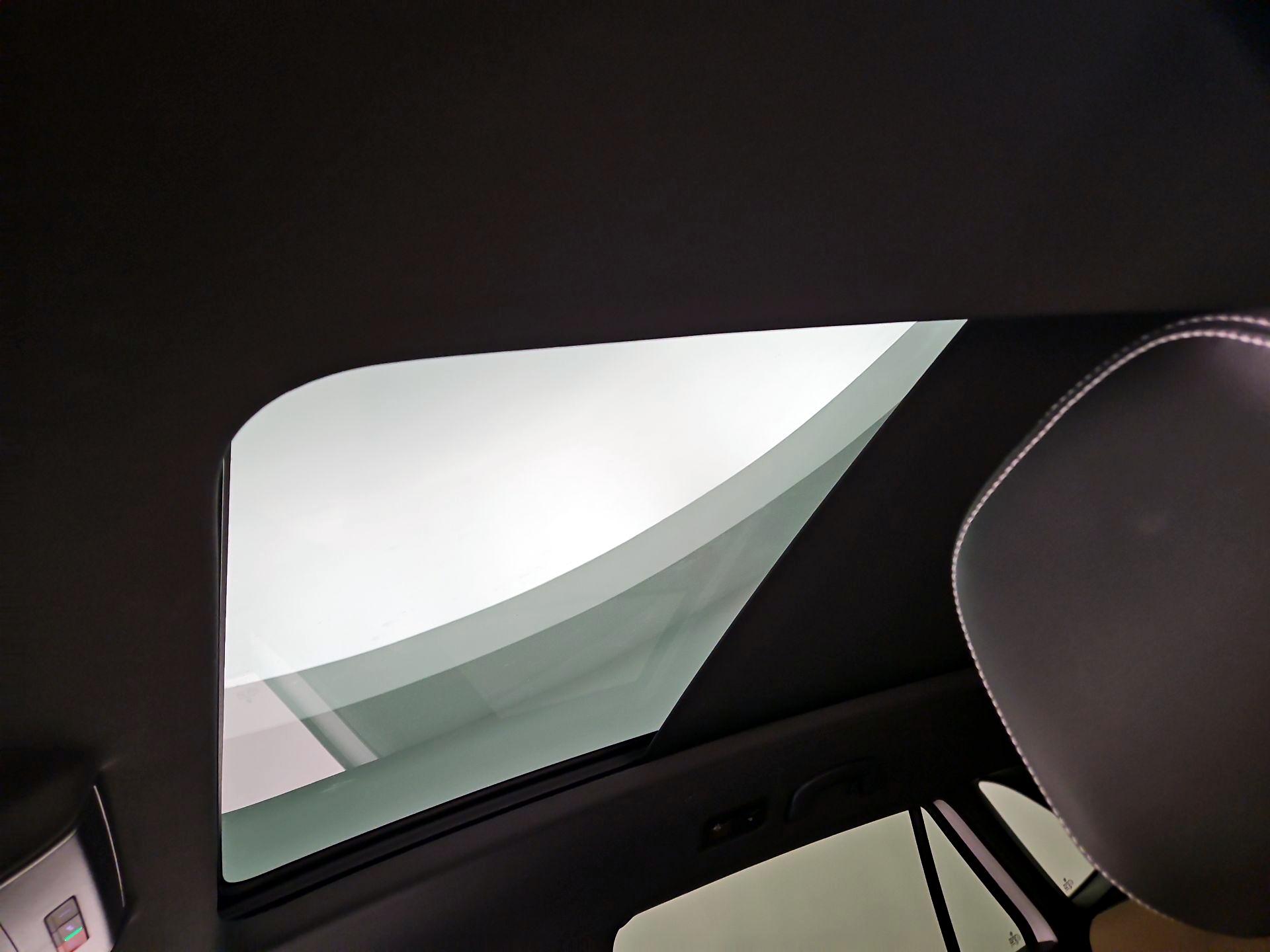 Thumbnail: 2023 Volkswagen Atlas - 19